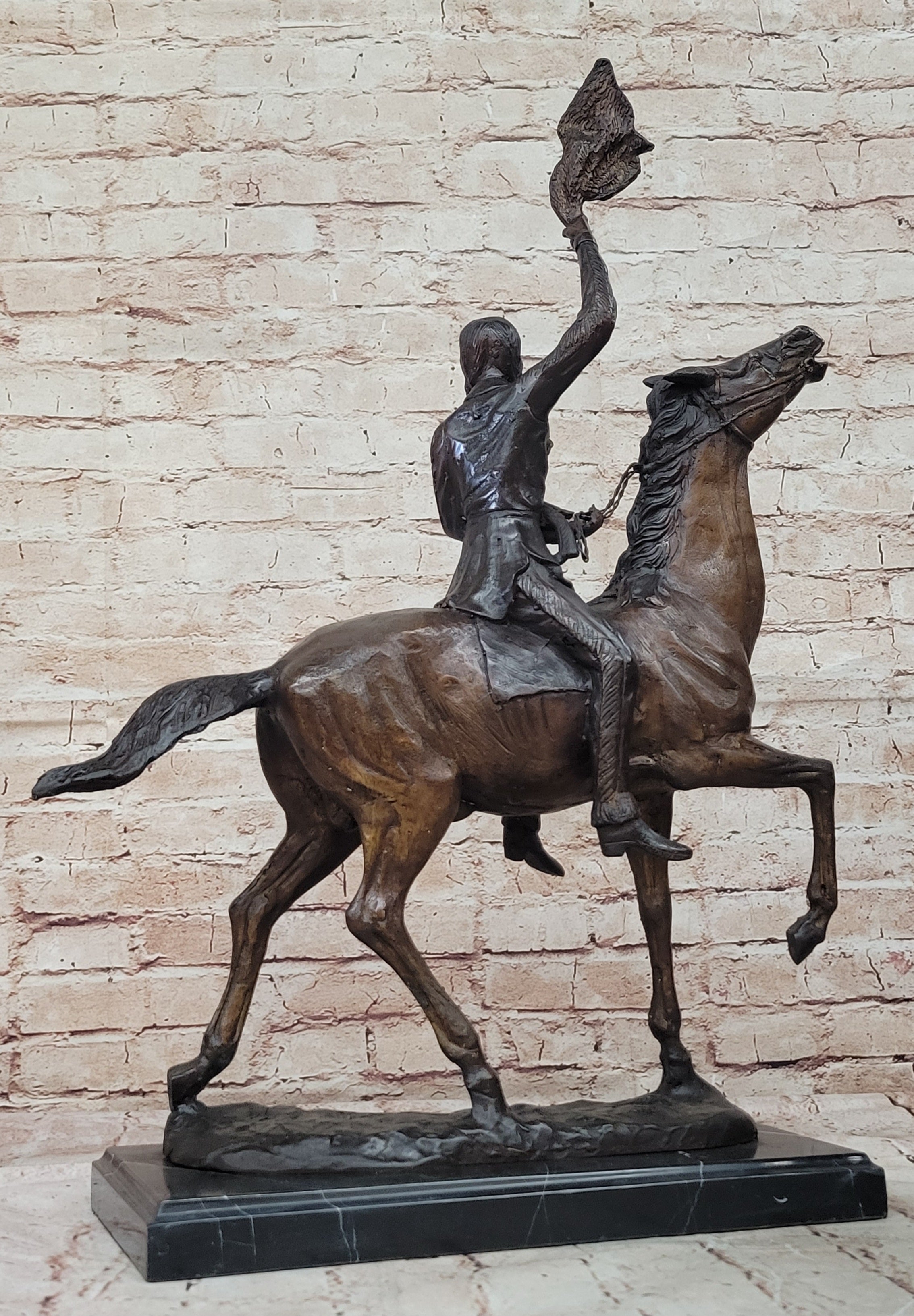 Rare Sculpture Buffalo Signal- By Frederic Remington- Reissue Lot 2650 Hand Made