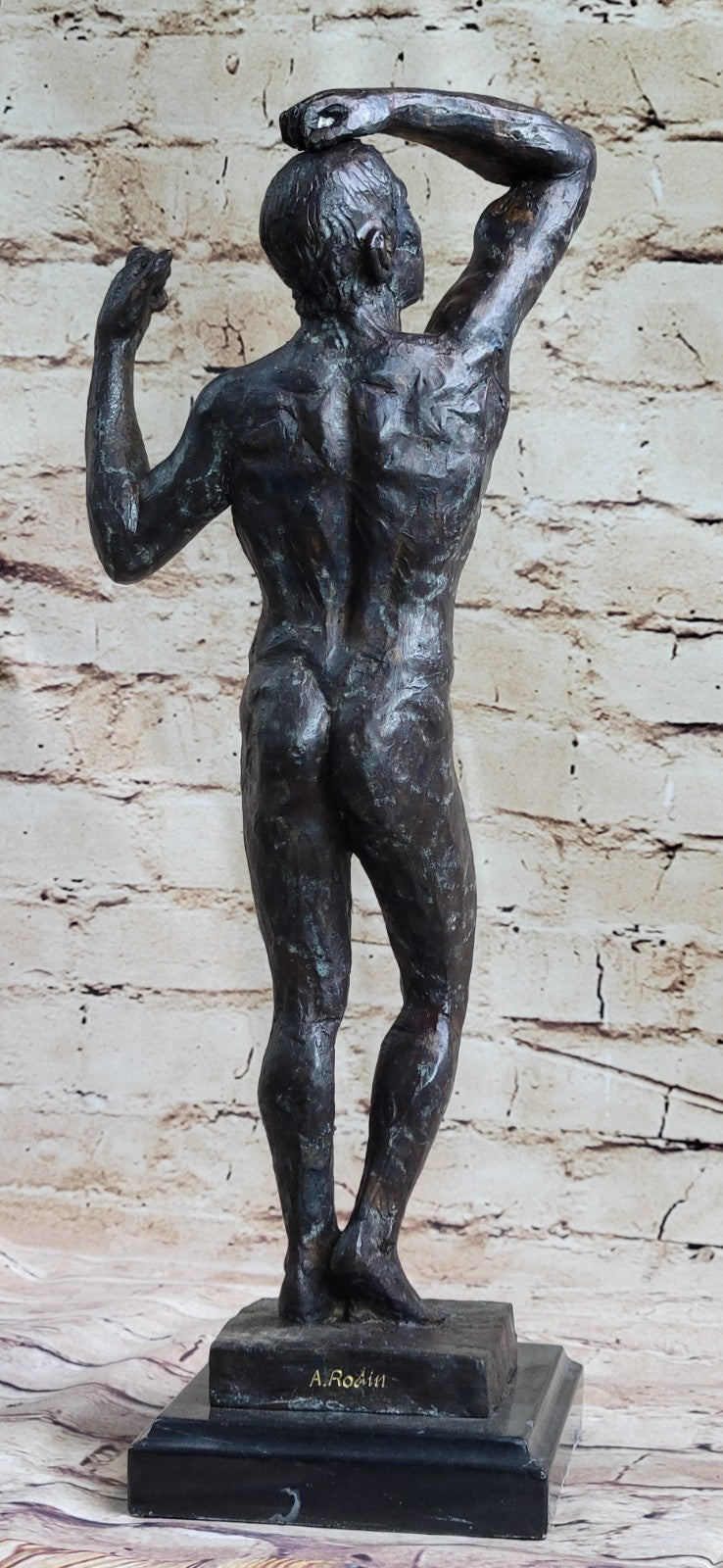L`âge d`airain- sculpture d`Auguste Rodin- véritable bronze et marbre- Figure