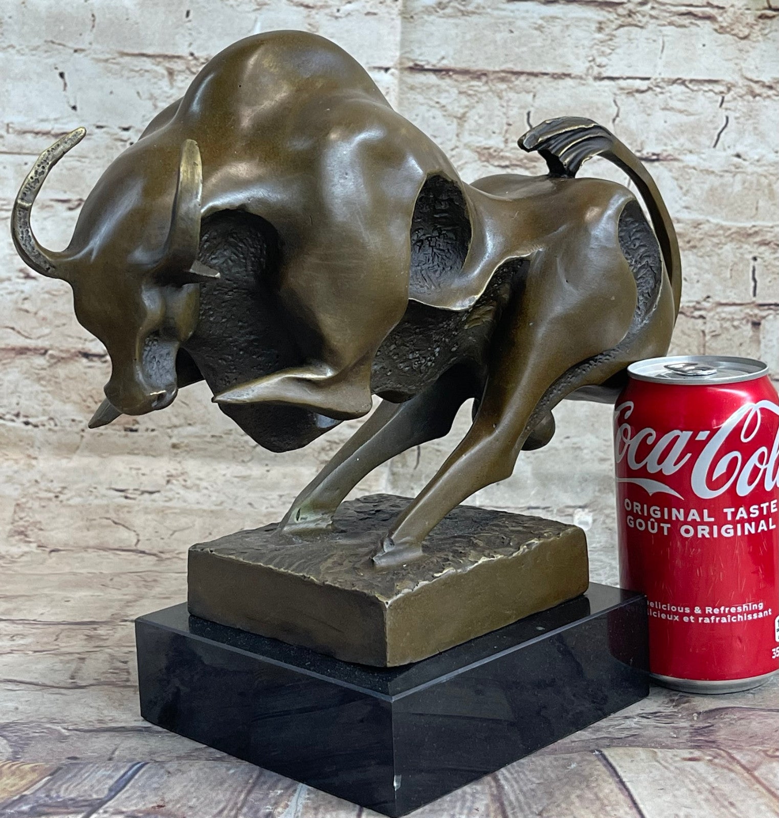 Bronze Sculpture Superb Quality Classic Artwork Bronze Sculpture Marble Base