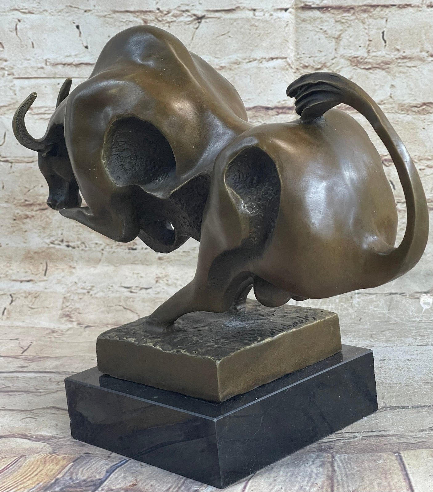 Bronze Sculpture Superb Quality Classic Artwork Bronze Sculpture Marble Base