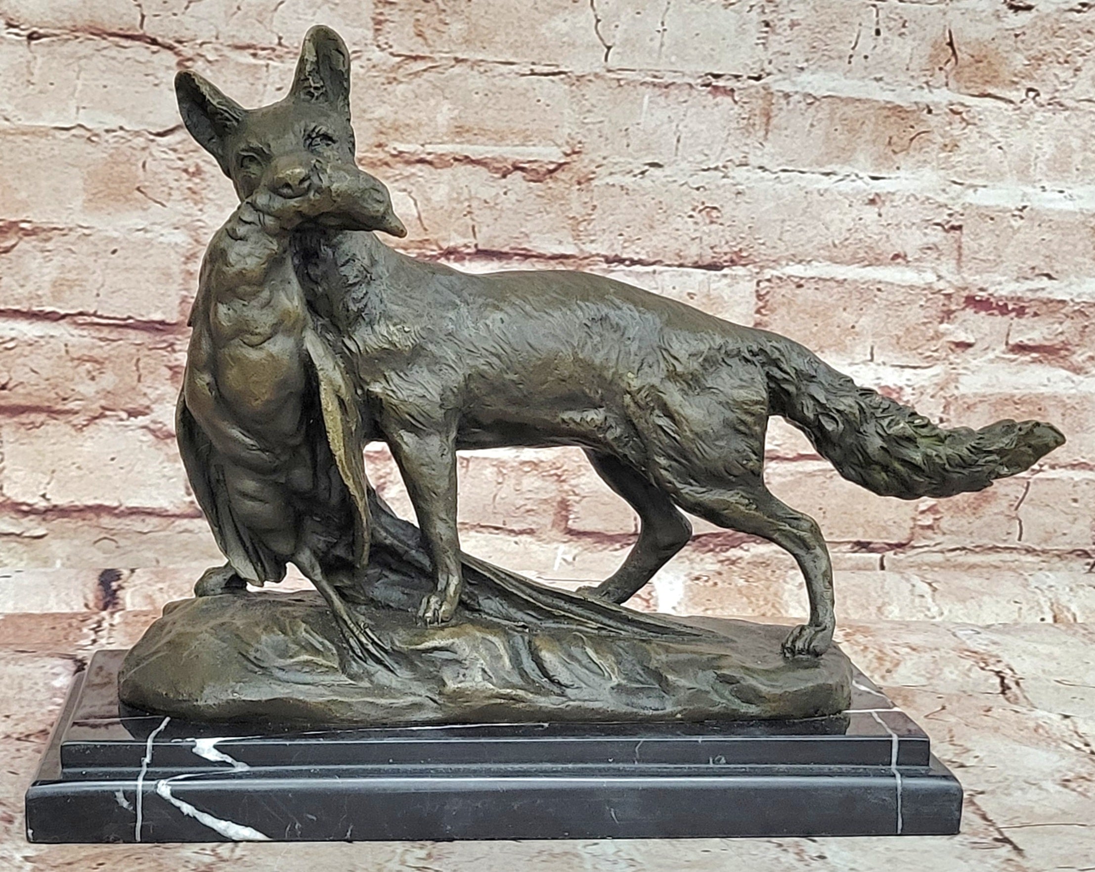Art Deco Hand Made Hunting Dog with Bird on Marble Base Bronze Statue Figure