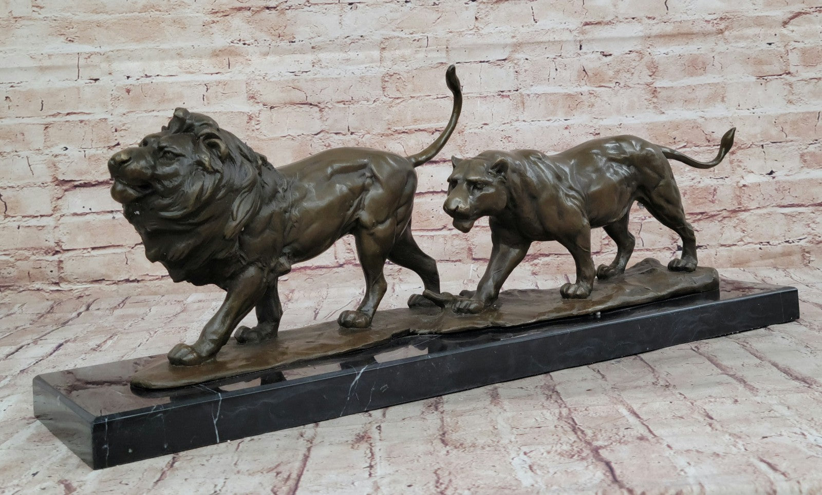 Handcrafted Detailed Pair Lion Made by Lost wax Method Massive 34 Lbs Masterpiec