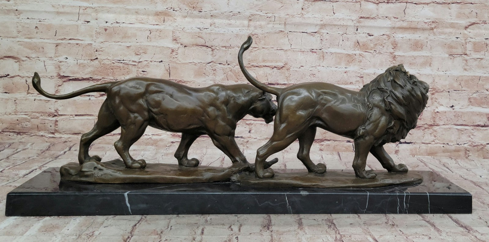 Handcrafted Detailed Pair Lion Made by Lost wax Method Massive 34 Lbs Masterpiec