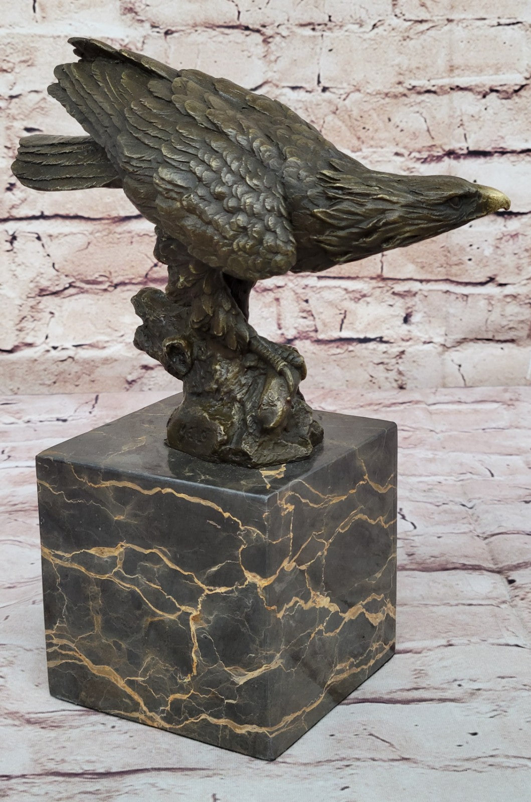 Bronze Sculpture Hand Made Bald Eagle Falcon Wildlife Statue Figure Sale