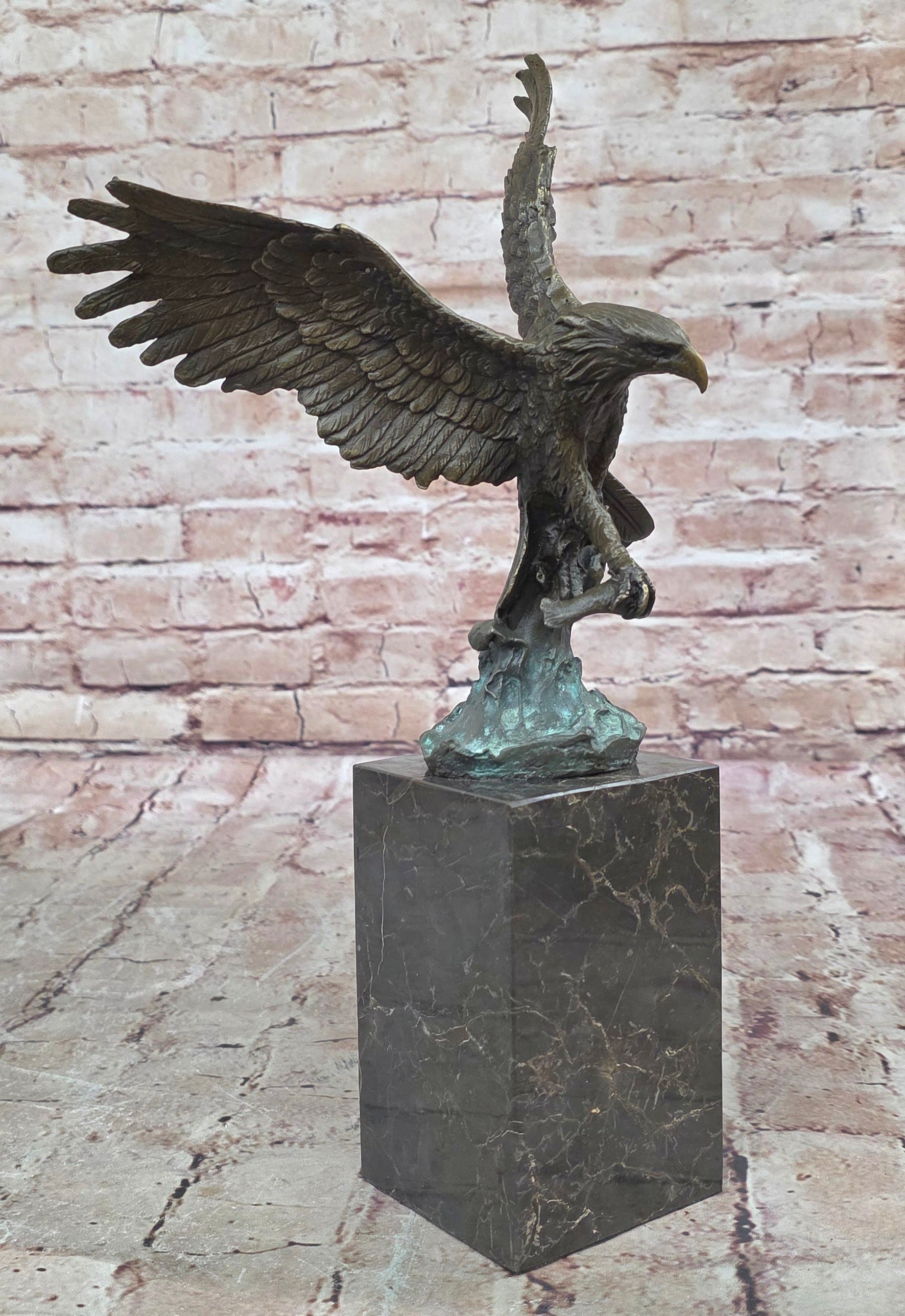 Bald Eagle Bronze Sculpture Big Bird Statue Art Deco Figure Indoor Outdoor Deal
