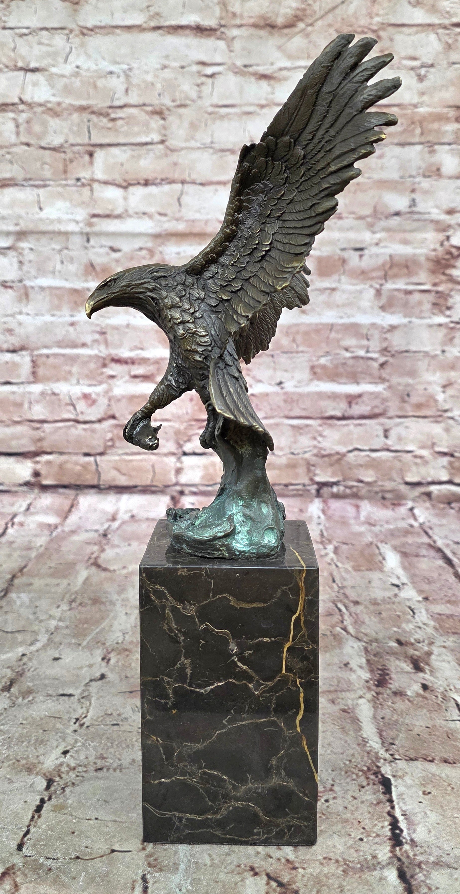 Bald Eagle Bronze Sculpture Big Bird Statue Art Deco Figure Indoor Outdoor Deal