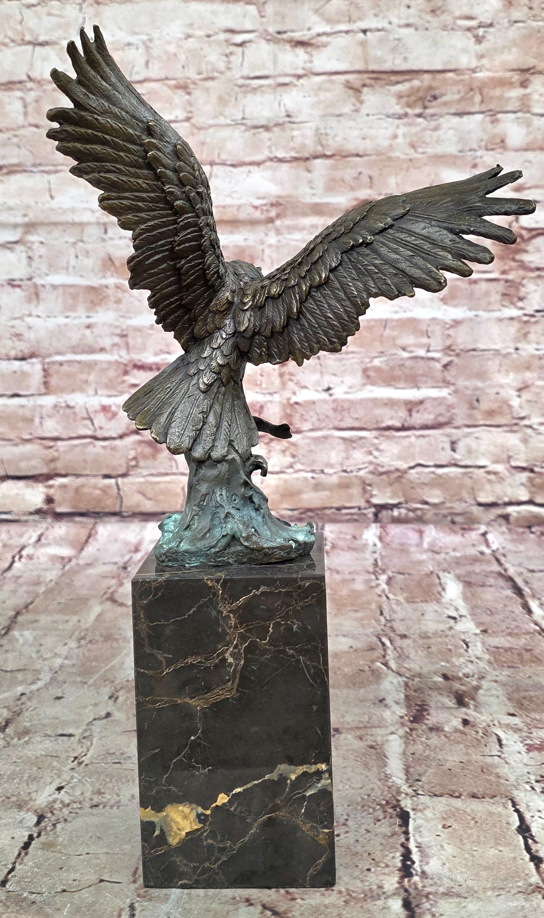 Bald Eagle Bronze Sculpture Big Bird Statue Art Deco Figure Indoor Outdoor Deal