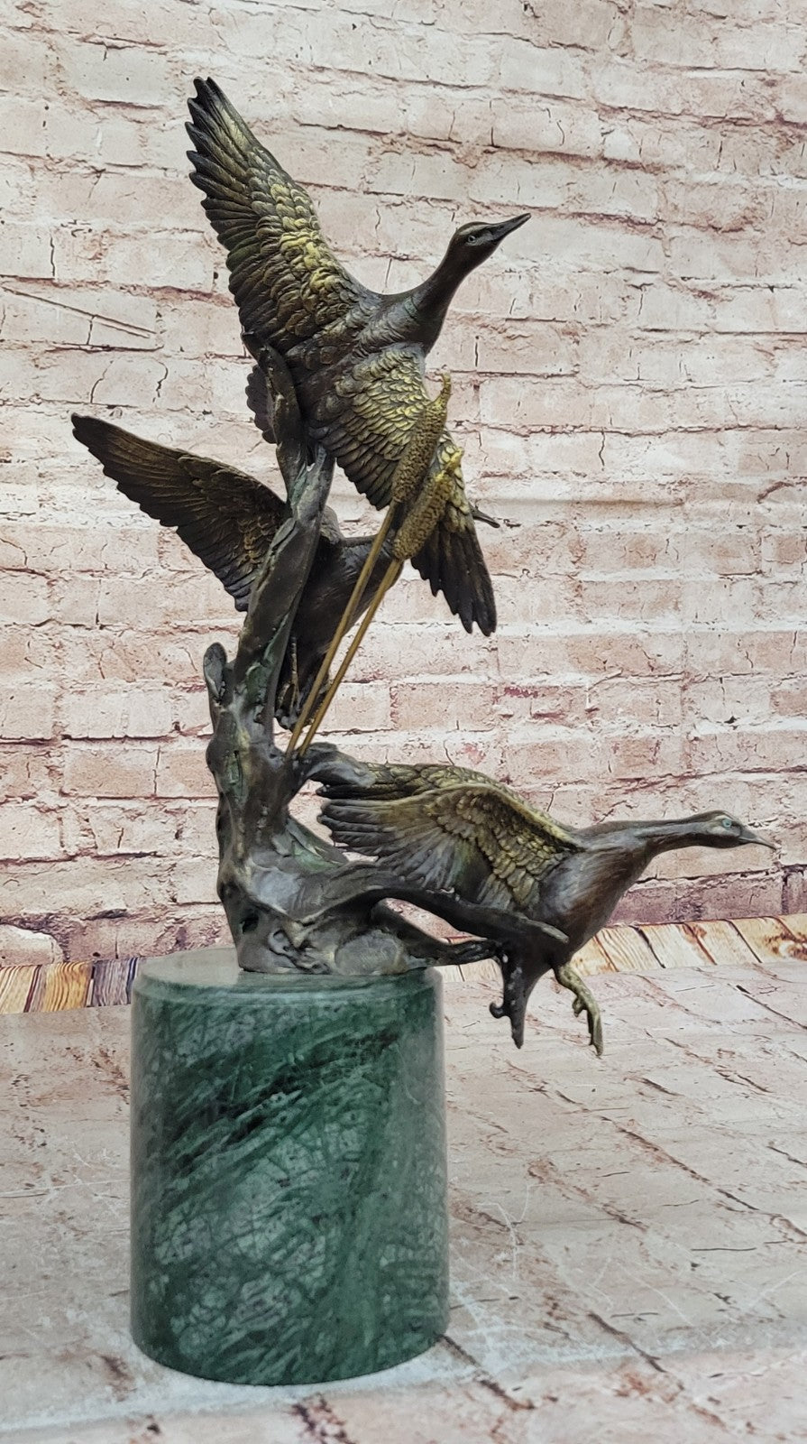 Handcrafted bronze sculpture SALE Hun Marble Art Cabin Wildlife Flight In Duck