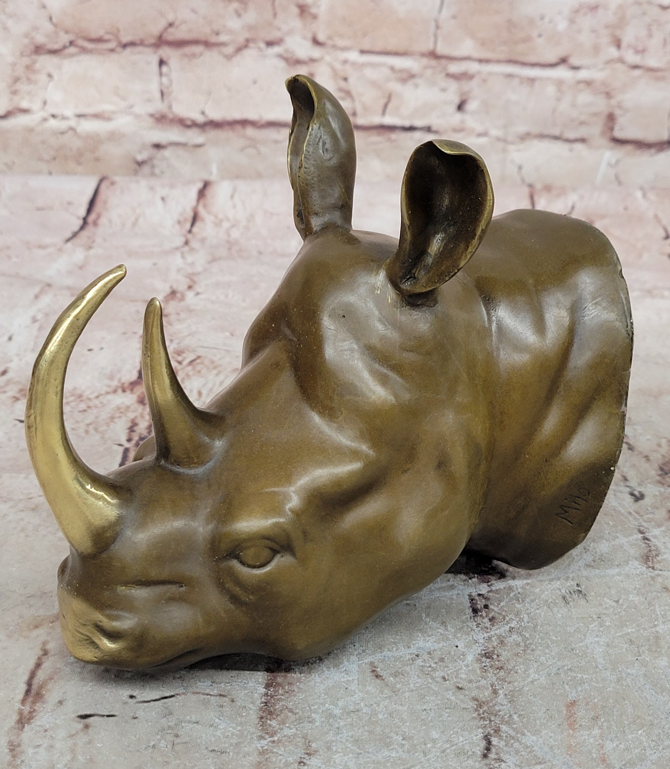 Rhinoceros Figurine Hand Carved Animal Sculpture Bronze Statue Wild Horn