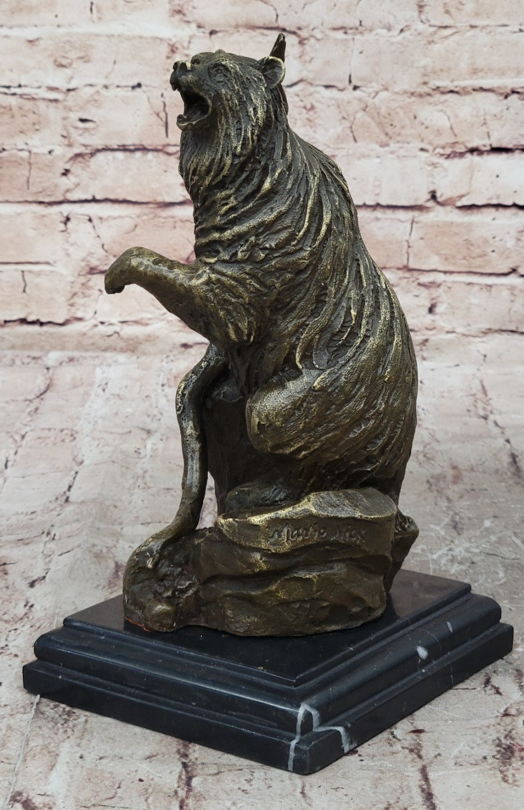Handcrafted Detailed Wild Bear Ferocious Animal Hot Cast Bronze Sculpture Figure