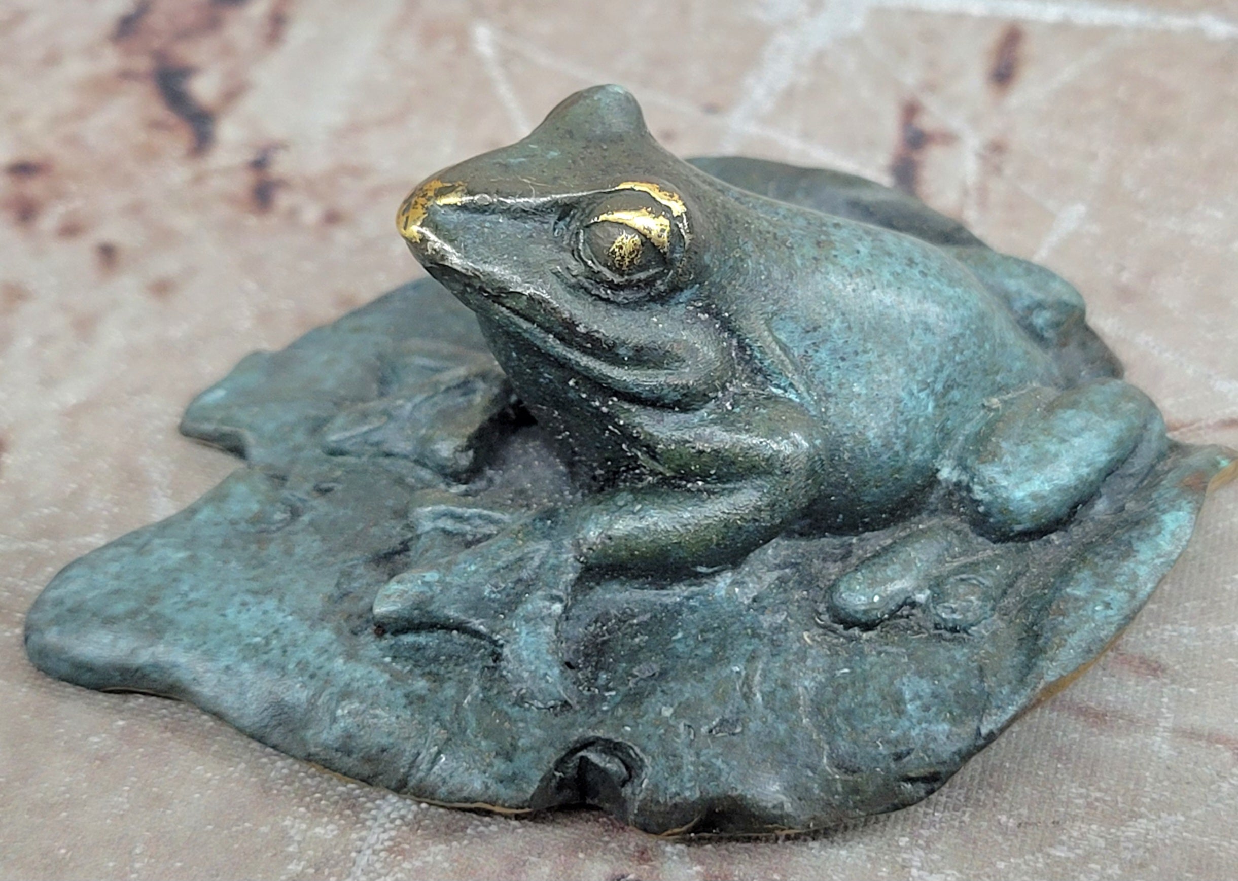 Hand Made Milo Vienna Bronze Frog Sculpture Paper Holder Home Décor