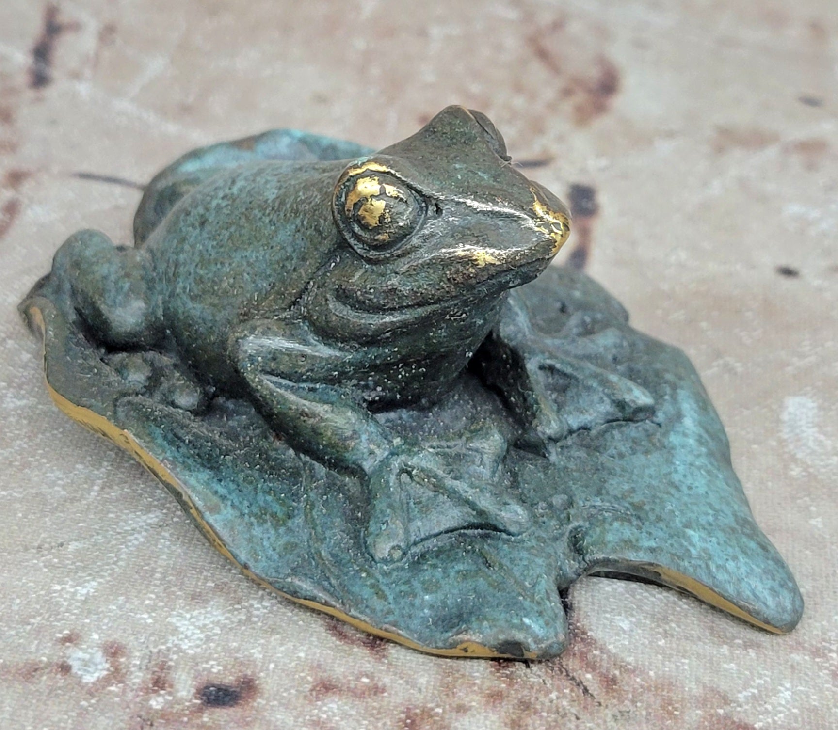 Hand Made Milo Vienna Bronze Frog Sculpture Paper Holder Home Décor