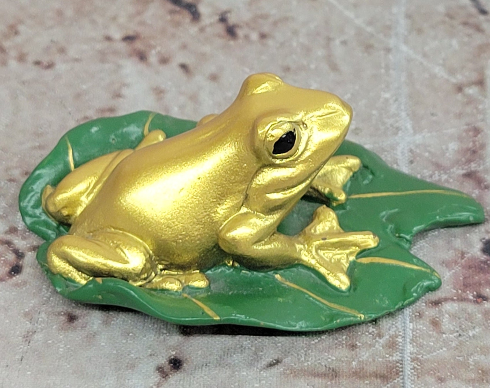 Hand Made Milo Vienna Bronze Frog Sculpture Paper Holder Home Décor
