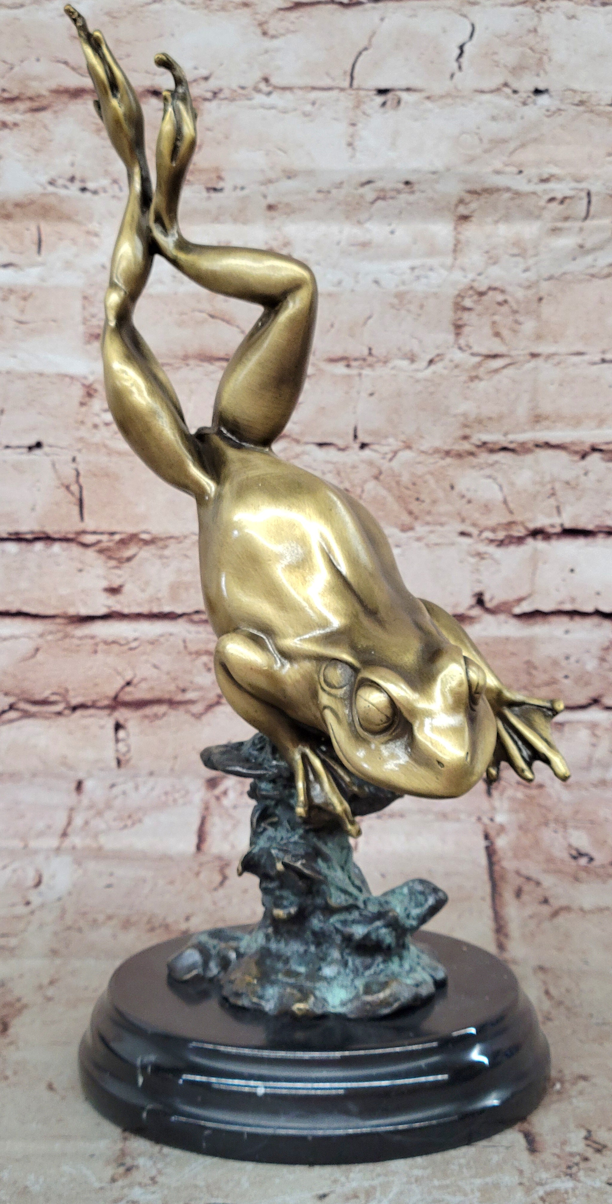 Vienna Bronze Hot Cast Frog Classic Quality Artwork Sculpture Figurine Figure