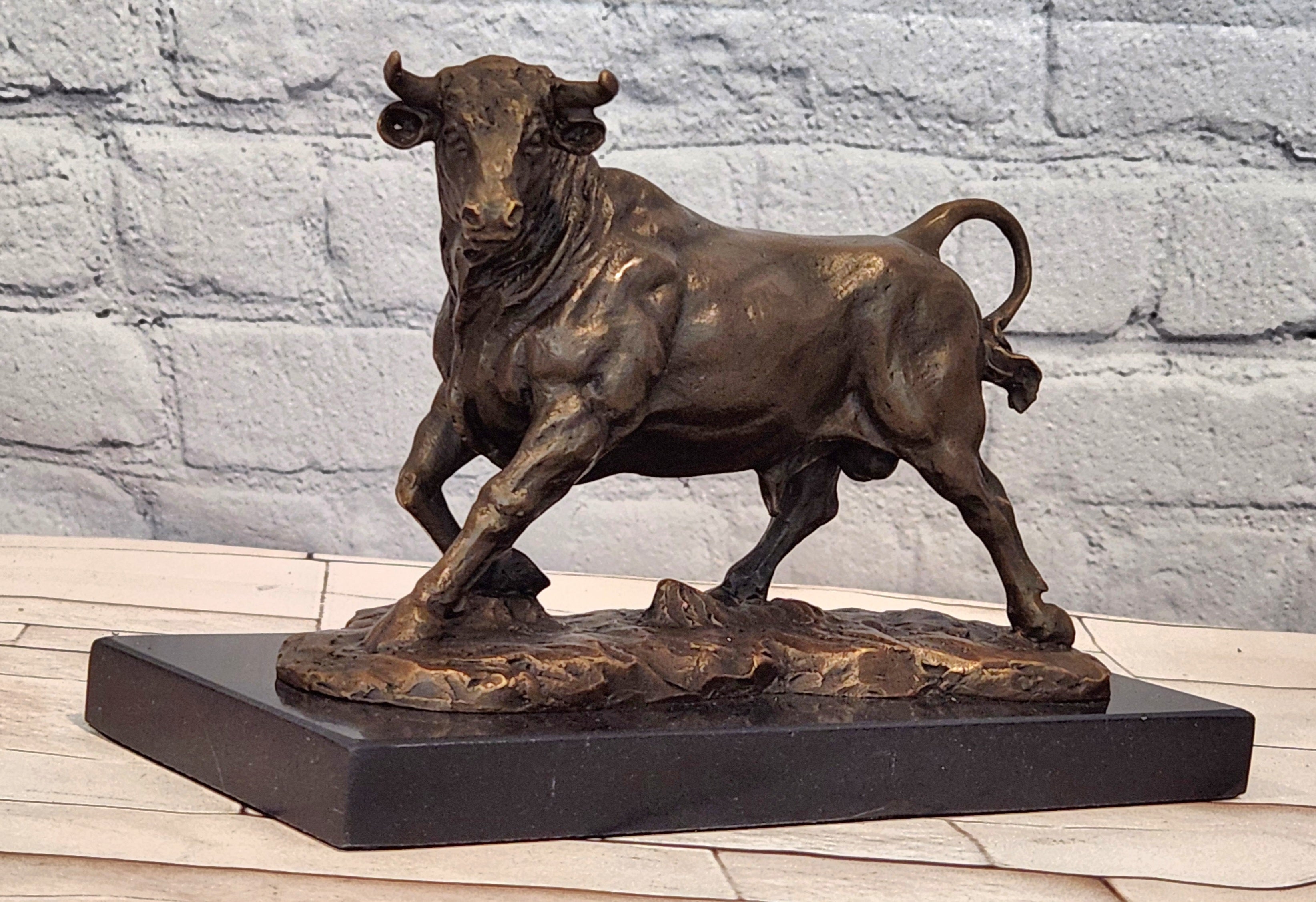 Bronze Abstract Bronze Bull Horns Statue Figurine Sculpture Stock Broker Gift