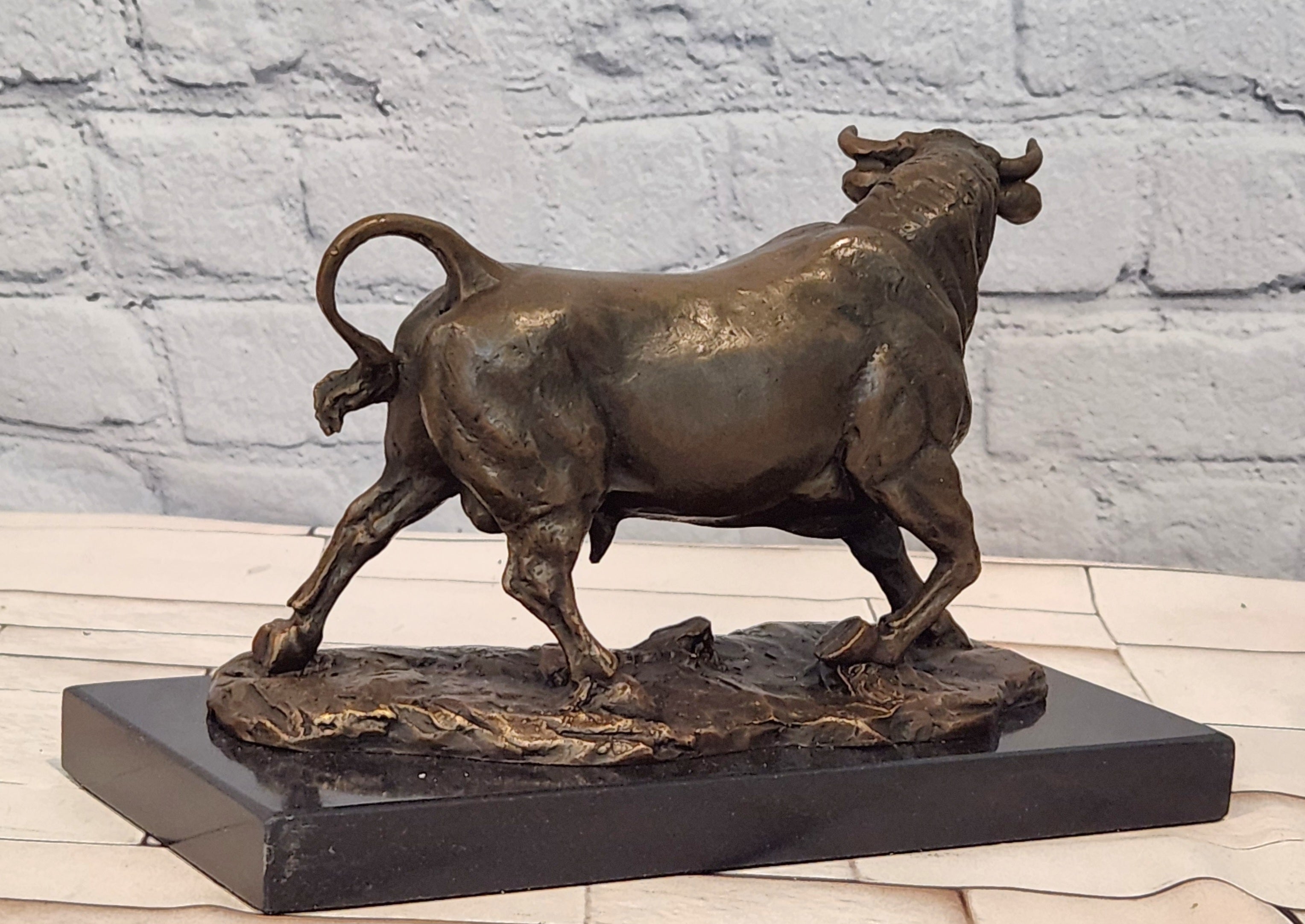 Bronze Abstract Bronze Bull Horns Statue Figurine Sculpture Stock Broker Gift