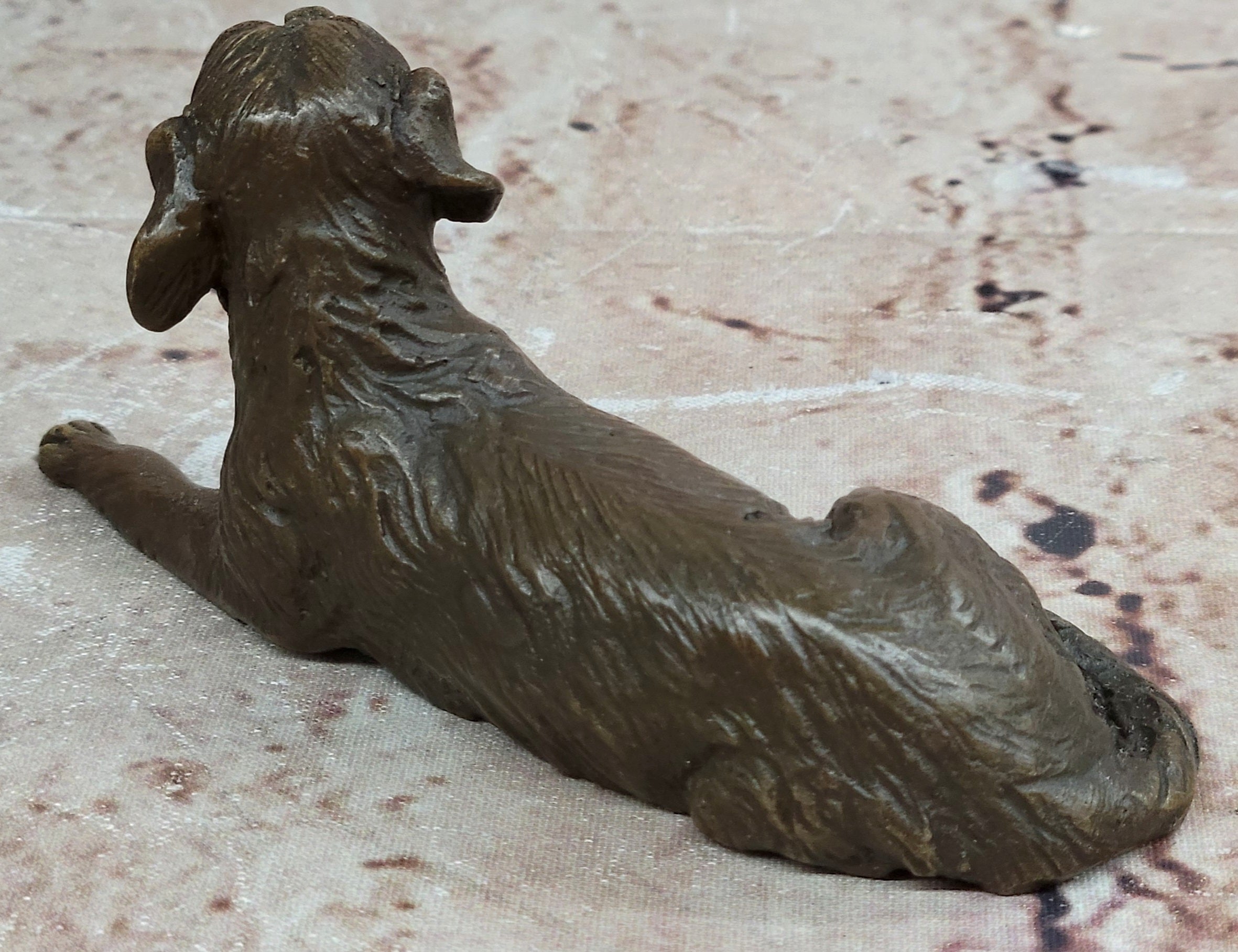 Nick Golden Retriever Bronze Dog Statue Desk Paper Holder Artwork