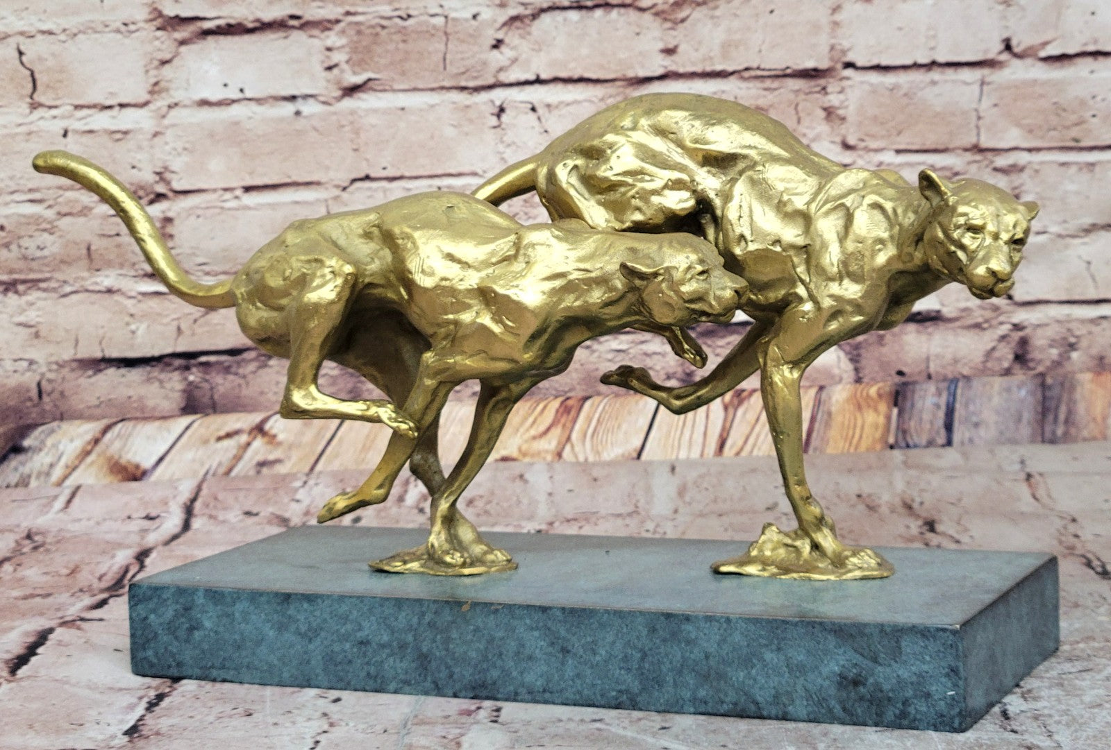 Wildlife Bronze Statue of a Cougar Jaguar Leopard Elegant Home Decoration Artwork