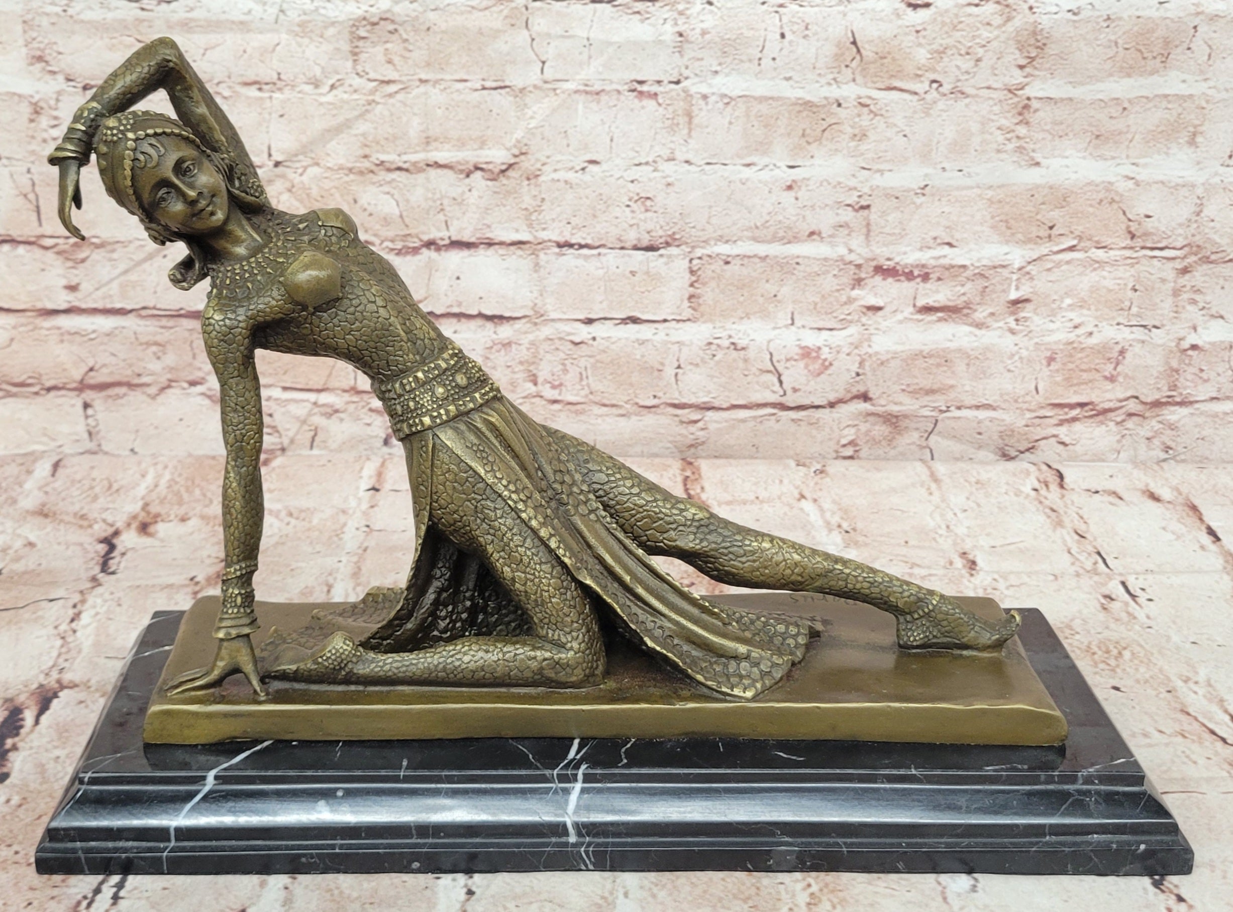 Handcrafted bronze sculpture SALE Dancer Girl Show Deco Art Hot Cast Figurine