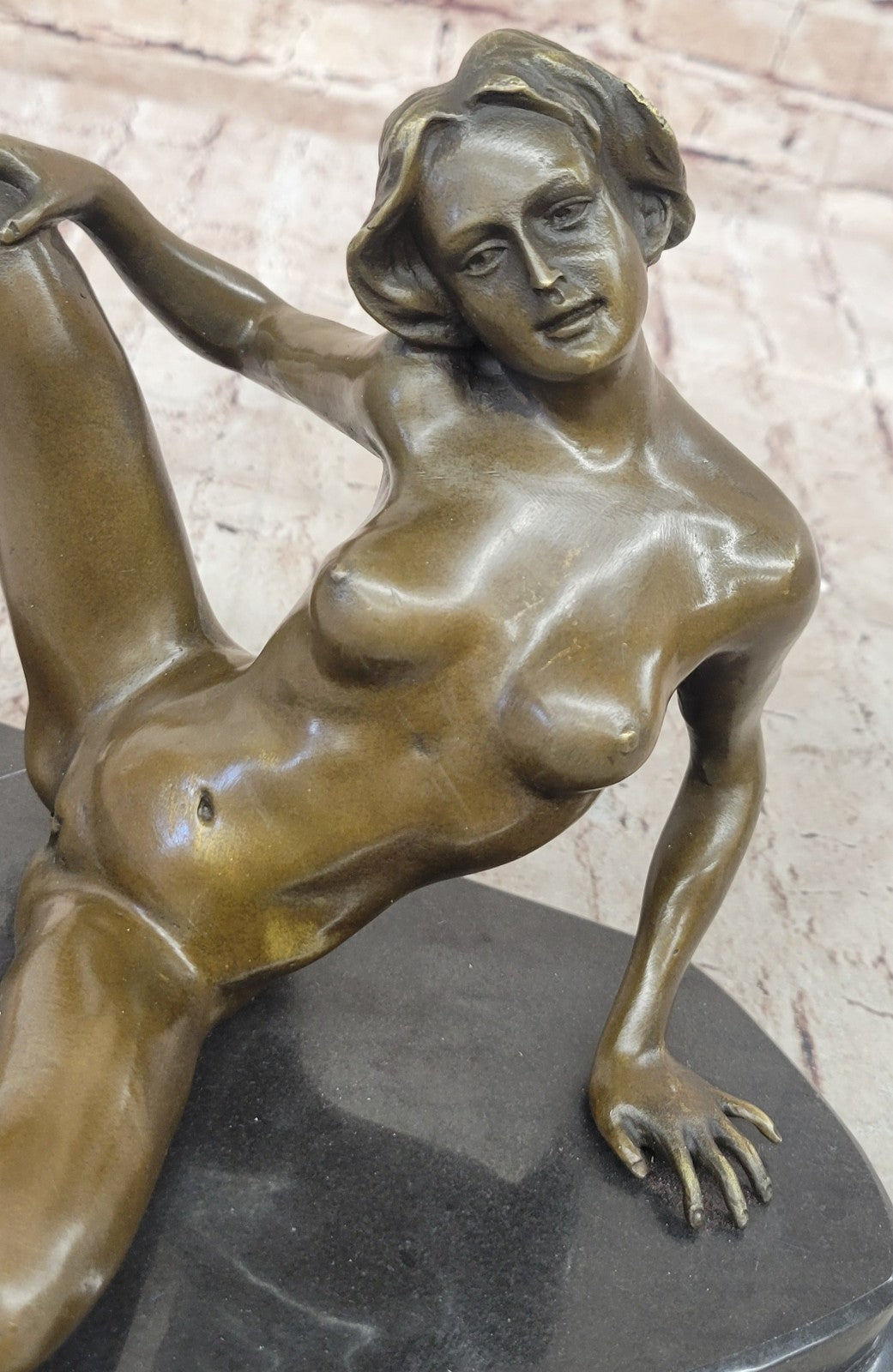 VINTAGE MID CENTURY MODRERN BRONZE SCULPTURE by NINO OLIVIONA - NUDE WOMAN DECO