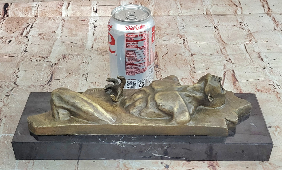 Modern art bronze man 3D Dimensional sculpture Hot Cast Figurine Sale