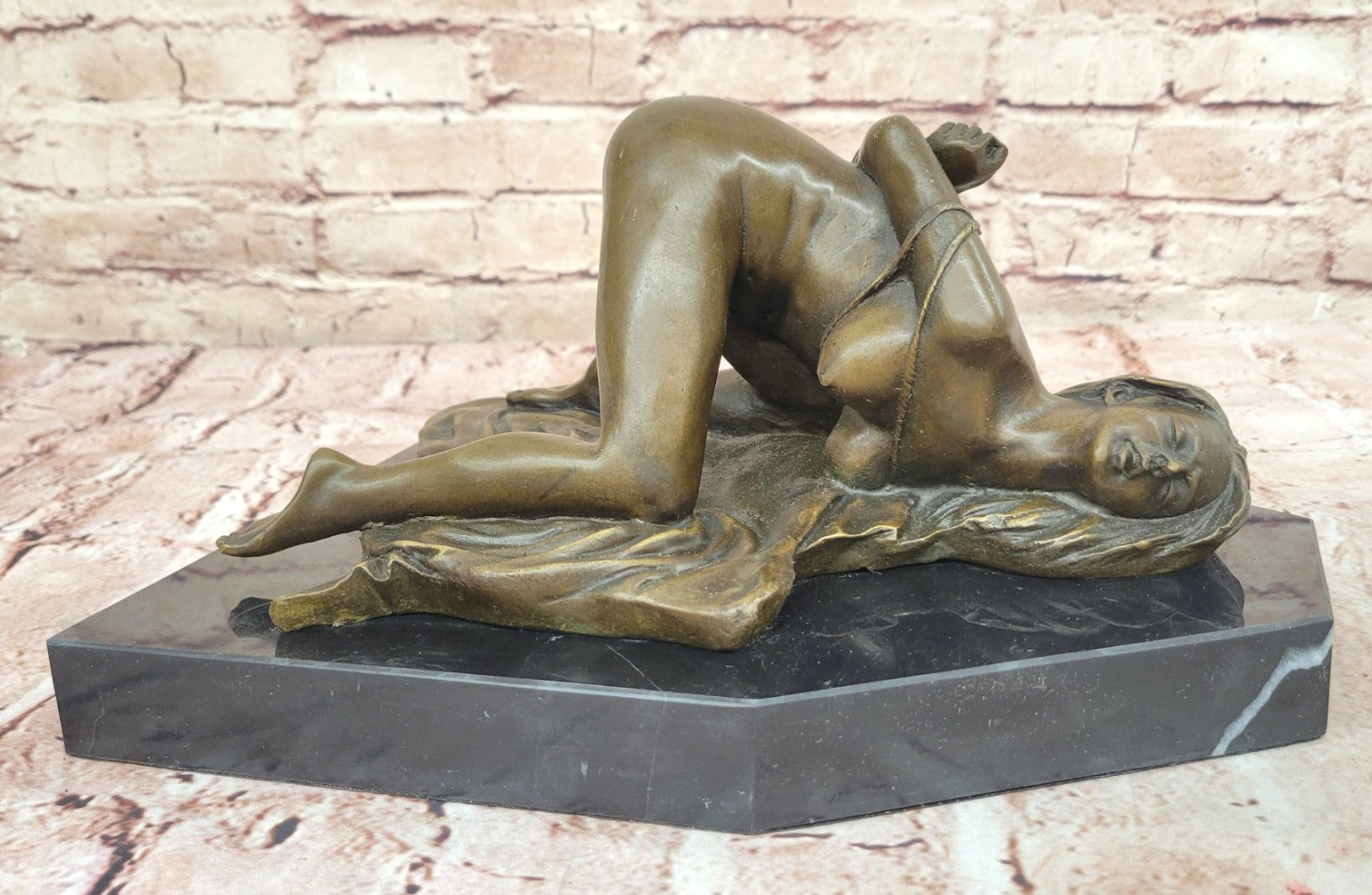 BRONZE SM-BONDAGE FIGUR + HANDCUFFS EROTIKA FIGUR HOT sexy STRAPS LADY gefesse