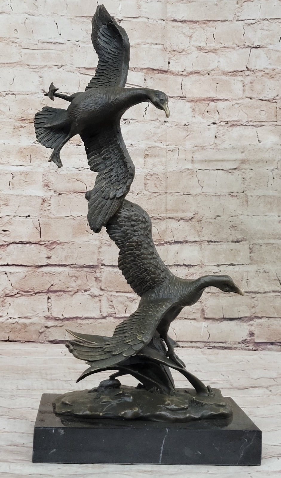 Sculpture Collectible Bronze Deco Animal Ducks in Flight Wildlife Cabin Hunter