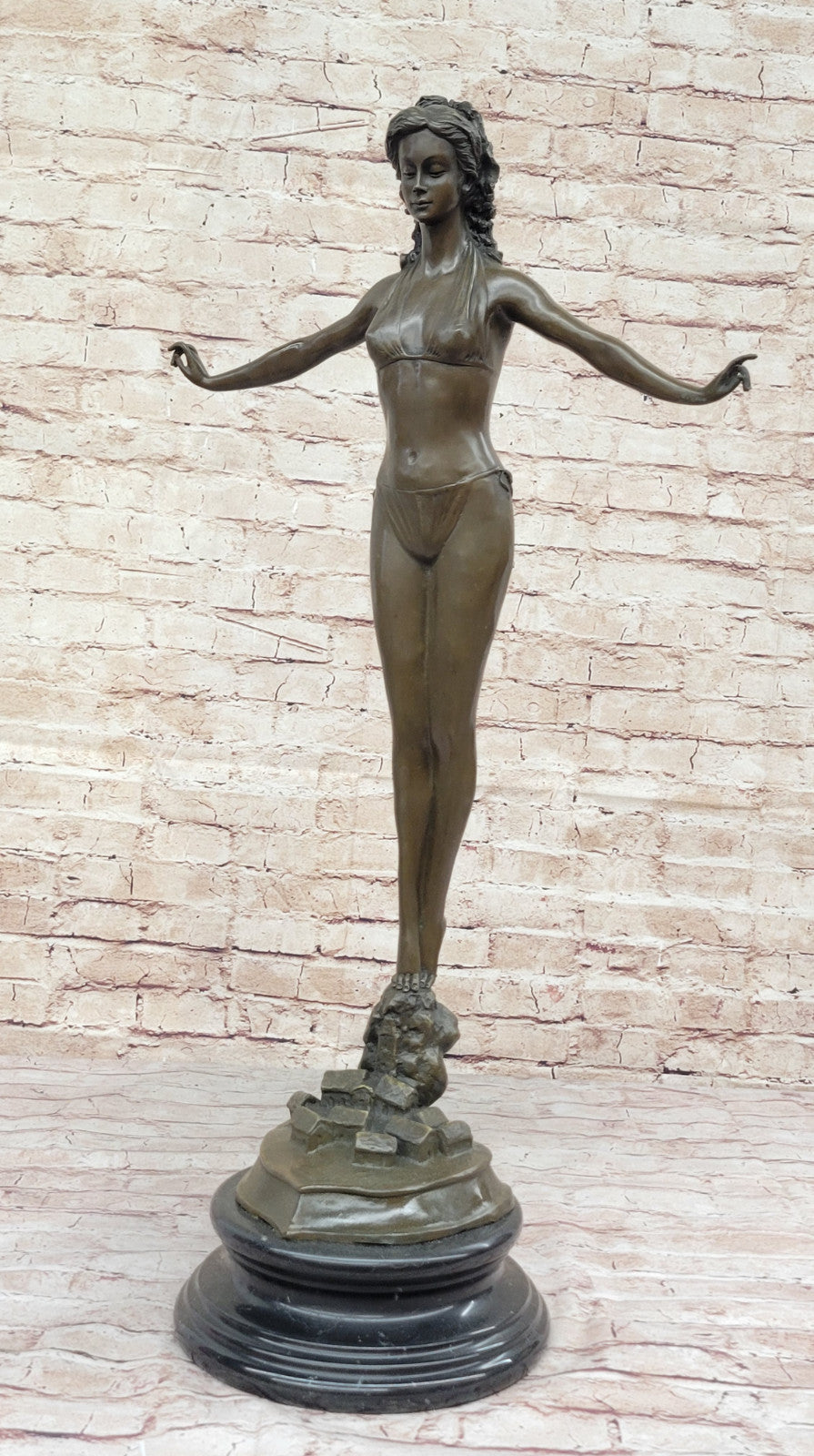 Handcrafted Chiparus Bronze Sculpture: Woman Diver on Rock, Signed Artwork