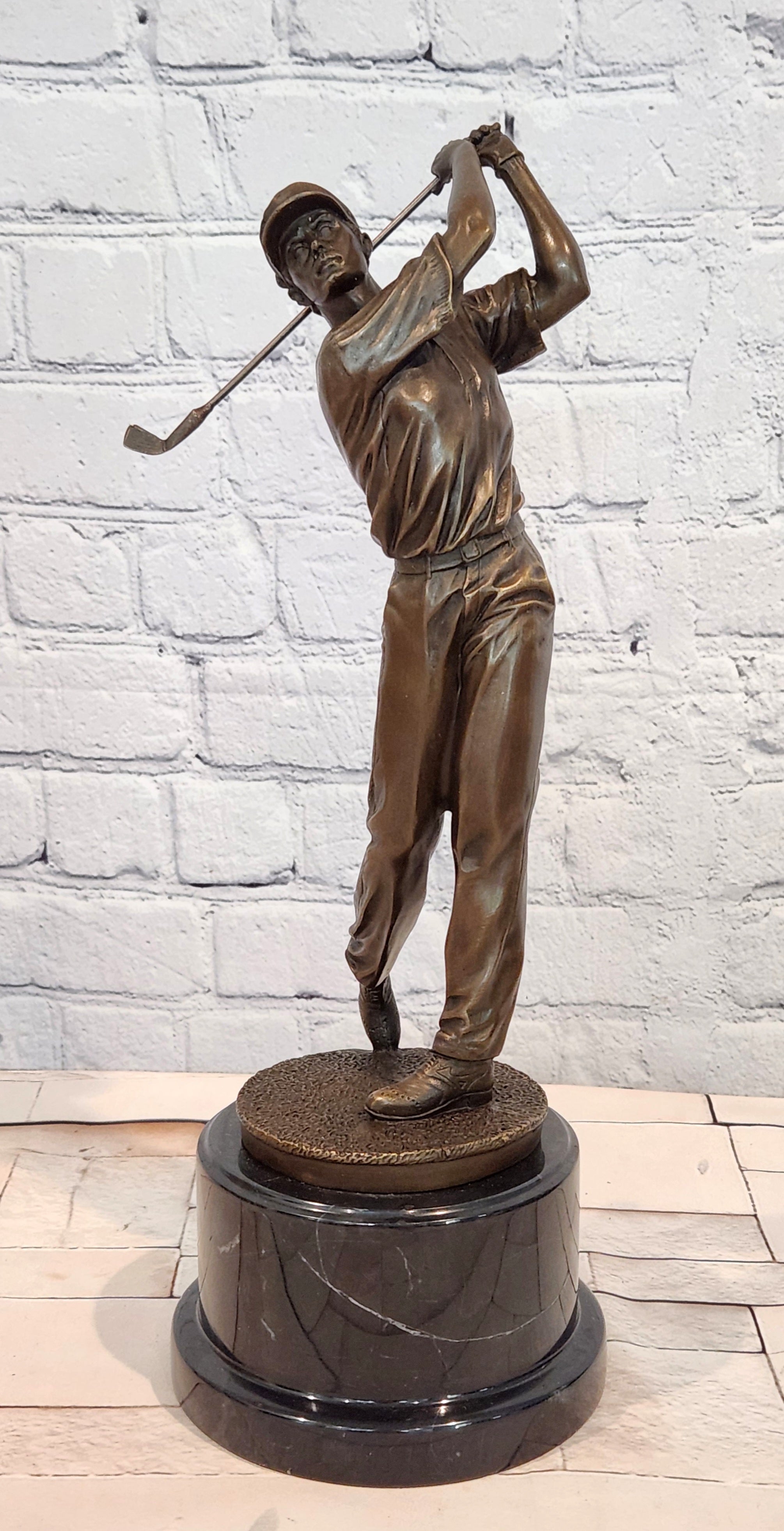 Vintage Bronze Golfer Golfing Statue Putting Figure Trophy Man Cave Club Putting