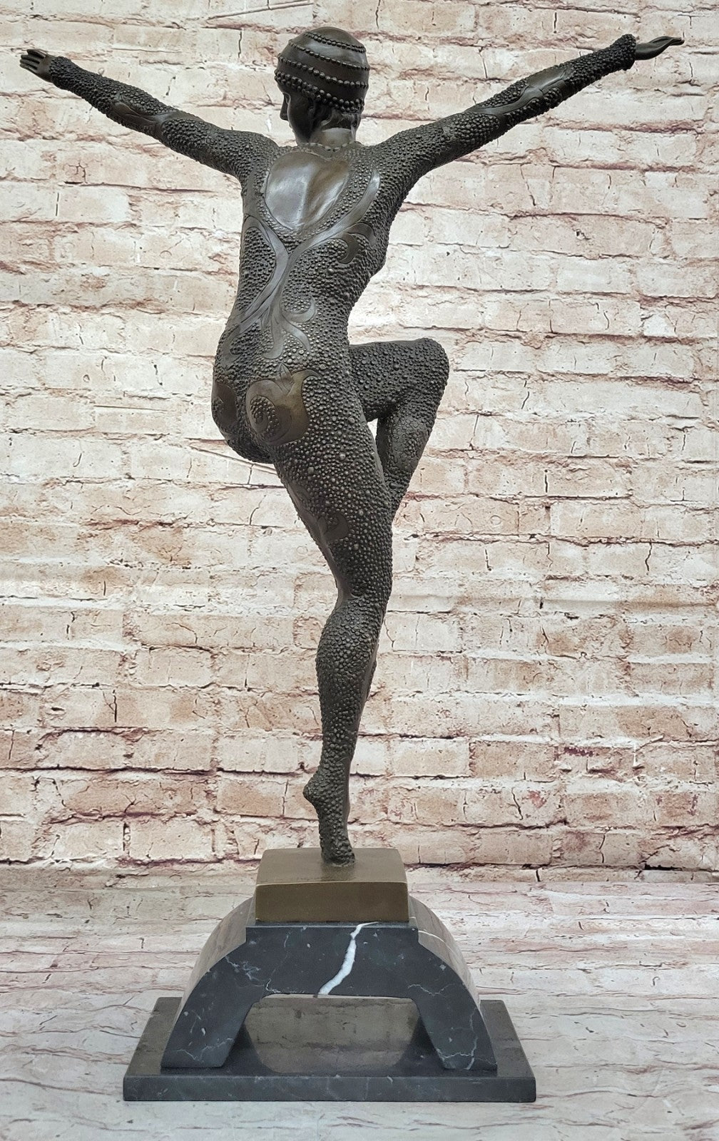 Home Decor Marvel: Chiparus Art Nouveau Bronze Figurine - Signed Statue
