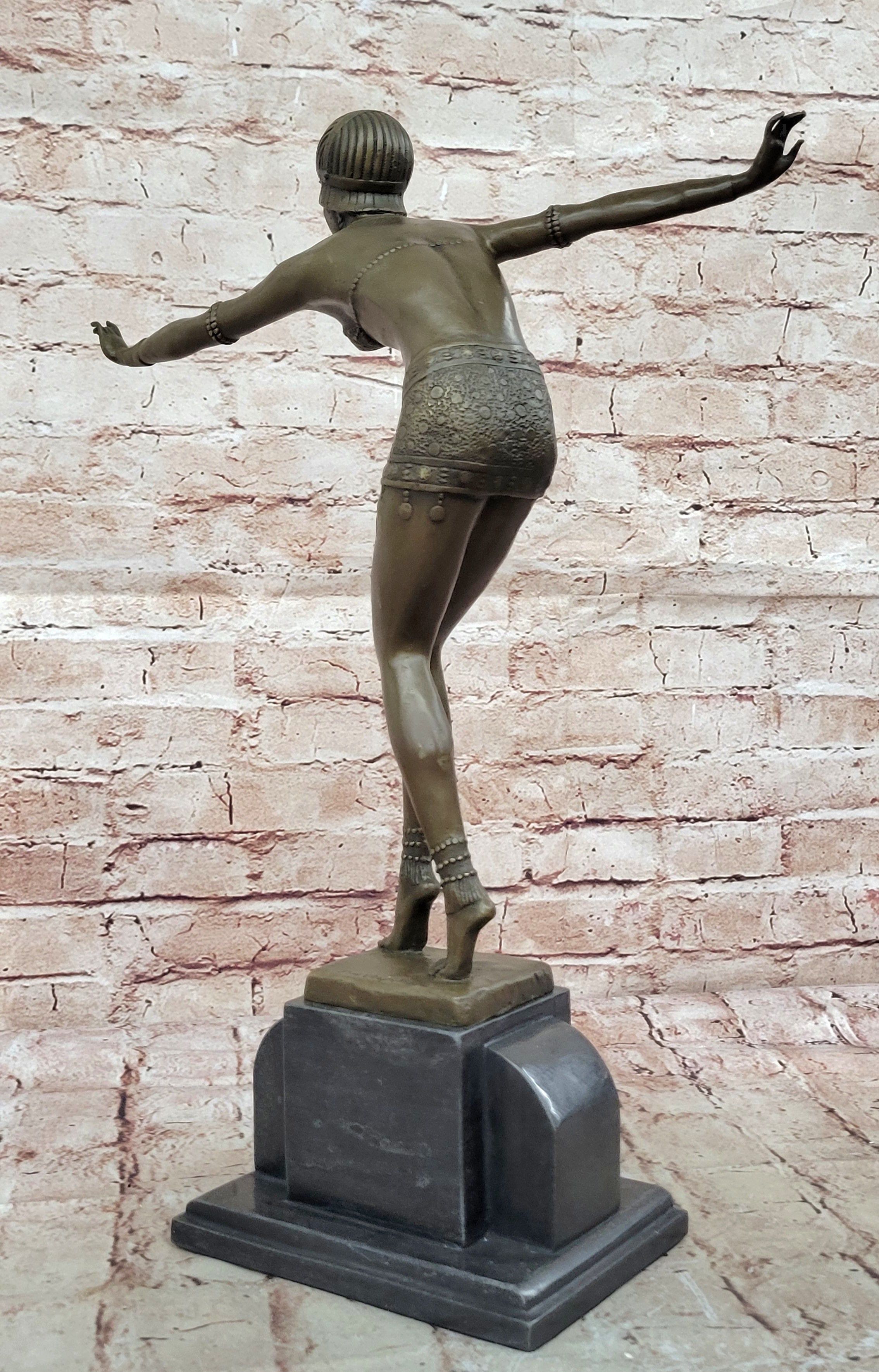 Signed Chiparus Elegant Dancer in Real Bronze Art Deco Bronze Sculpture Hot Cast