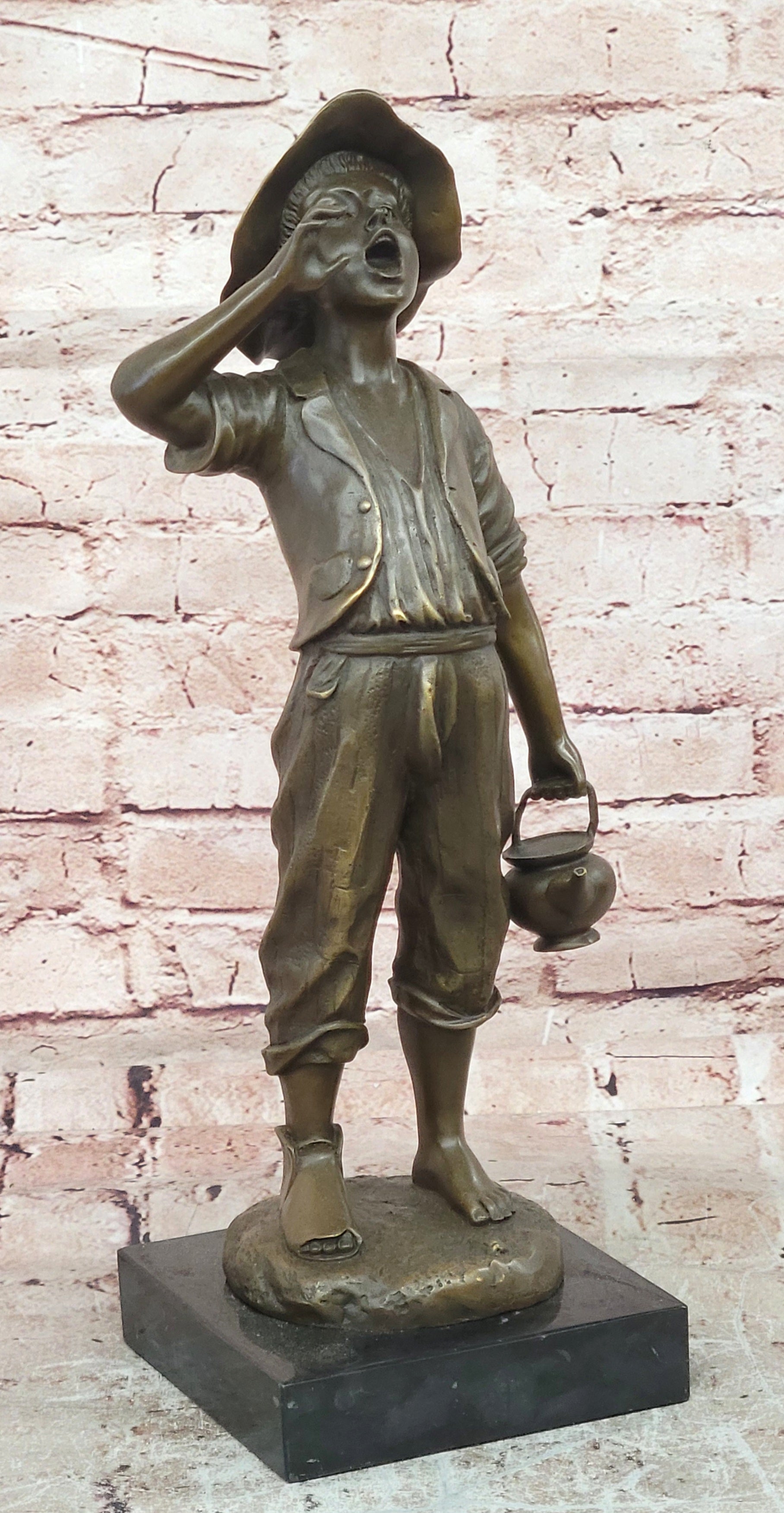 Classical Bronze Child Sculpture Boy Shouting with Water Jug Statue Art
