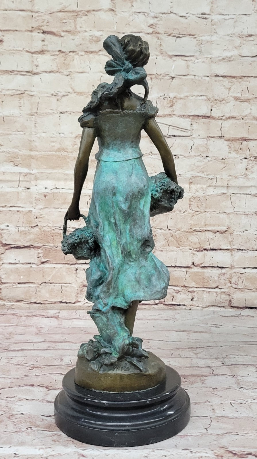 Hot Cast Bronze Thanksgiving Harvest Farmer Girl Statue Sculpture Figurine Art