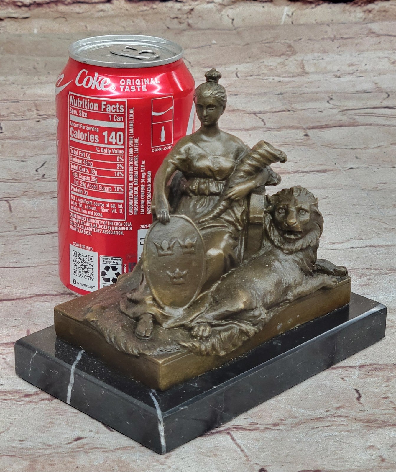 VINTAGE OPULENT BRONZE STATUE OF ROYAL WOMAN FIGURINE FIGURE SCULPTURE LADY