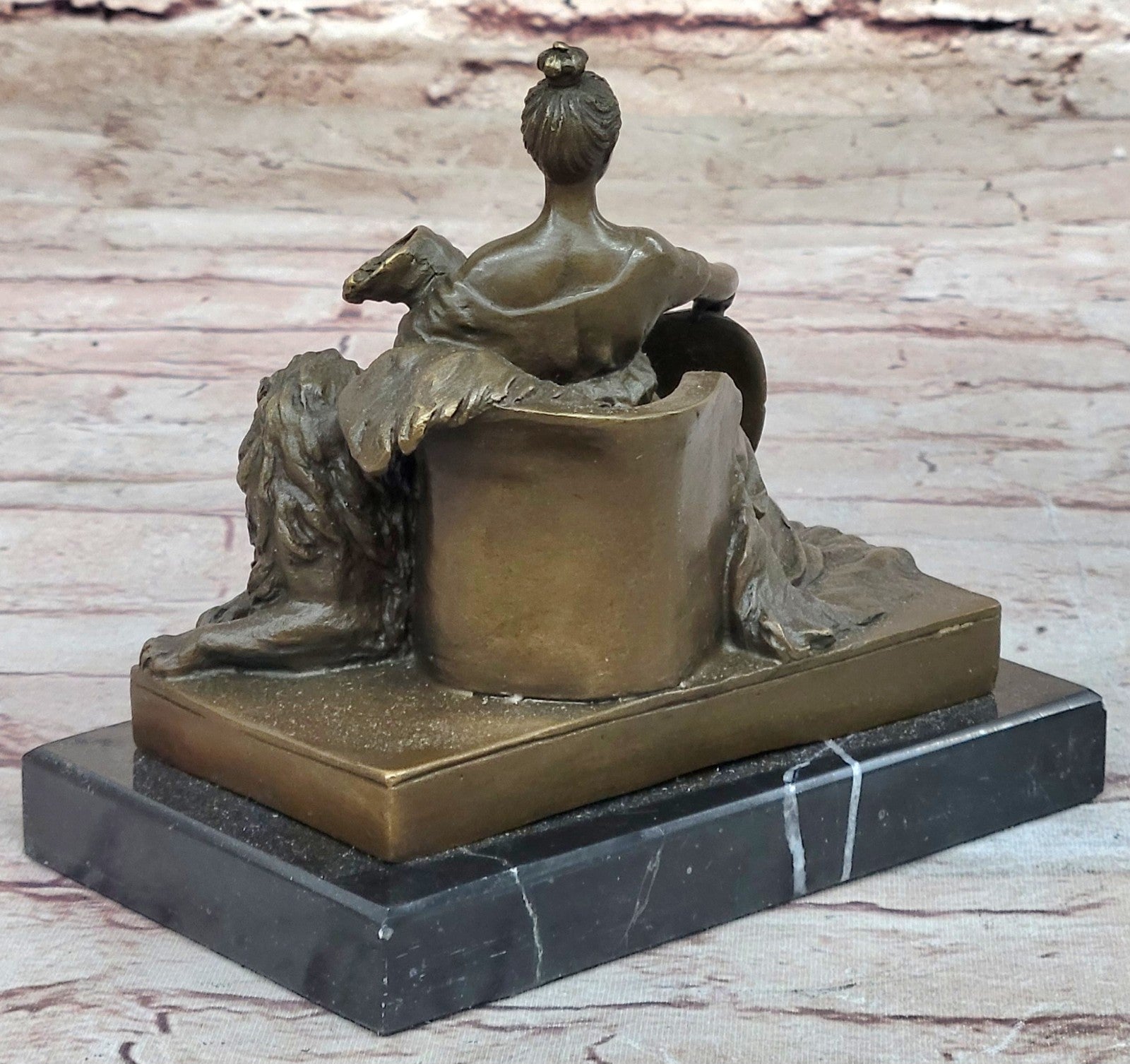 VINTAGE OPULENT BRONZE STATUE OF ROYAL WOMAN FIGURINE FIGURE SCULPTURE LADY