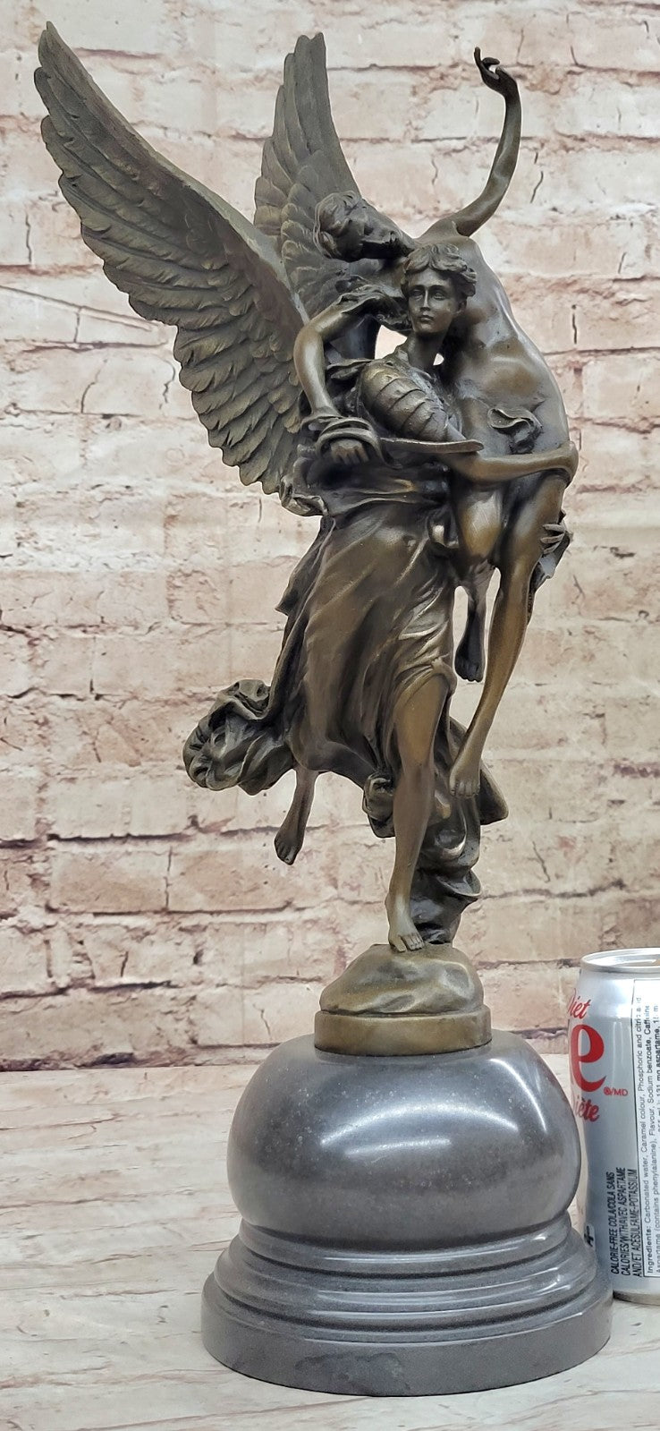 Artwork by Marius-Jean-Antonin Mercie, GLORIA VICTIS, Made of bronze,