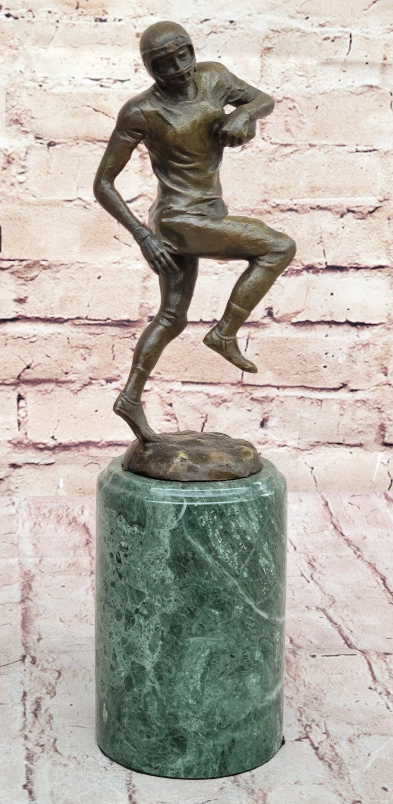 Bronze Sculpture Collectible Statue Sports 100% Football Player Hot Cast Décor