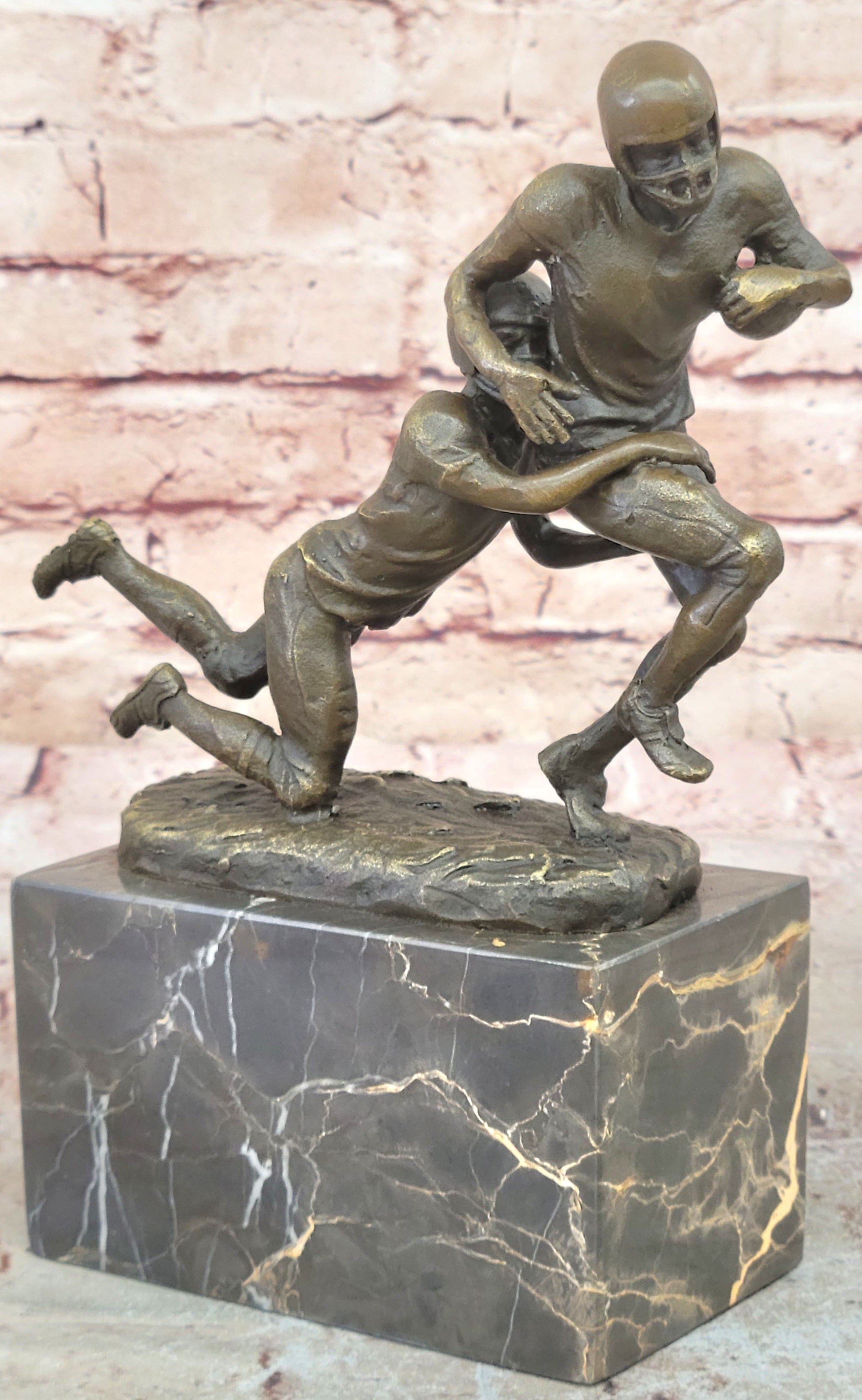 Football Player 9" Tall Beautiful Bronze Statue / Sculpture Brand New Figurine