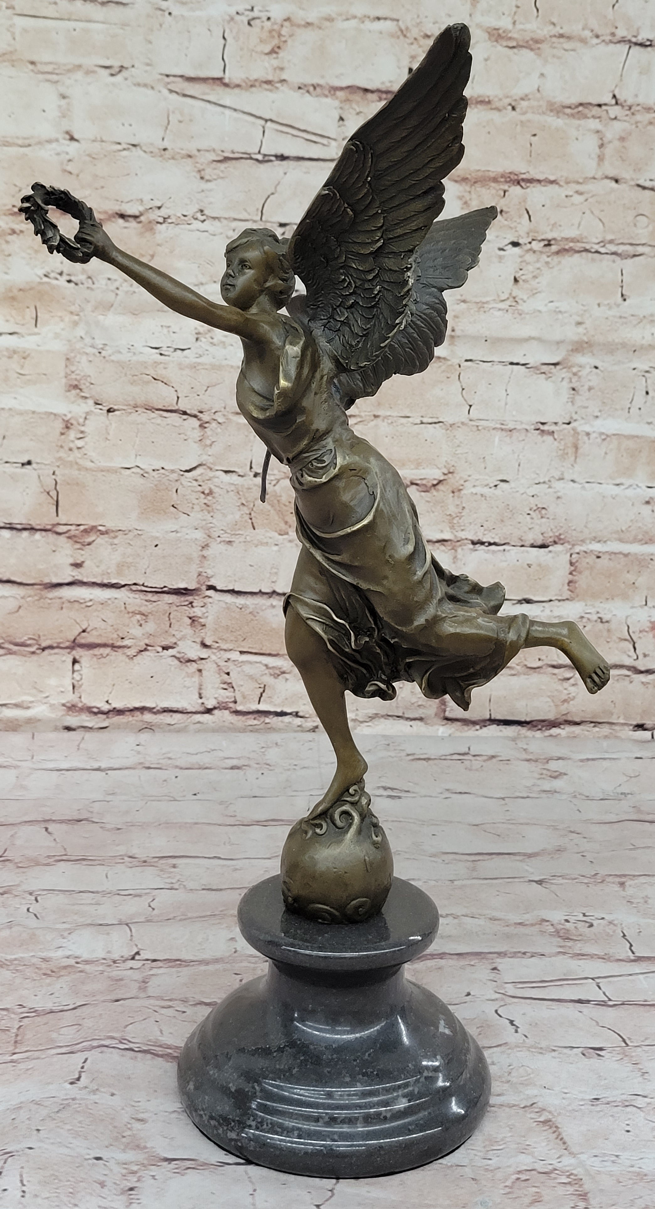 Fame Detroit Institute of Arts Museum Xmas Angel Genuine solid Bronze Figurine