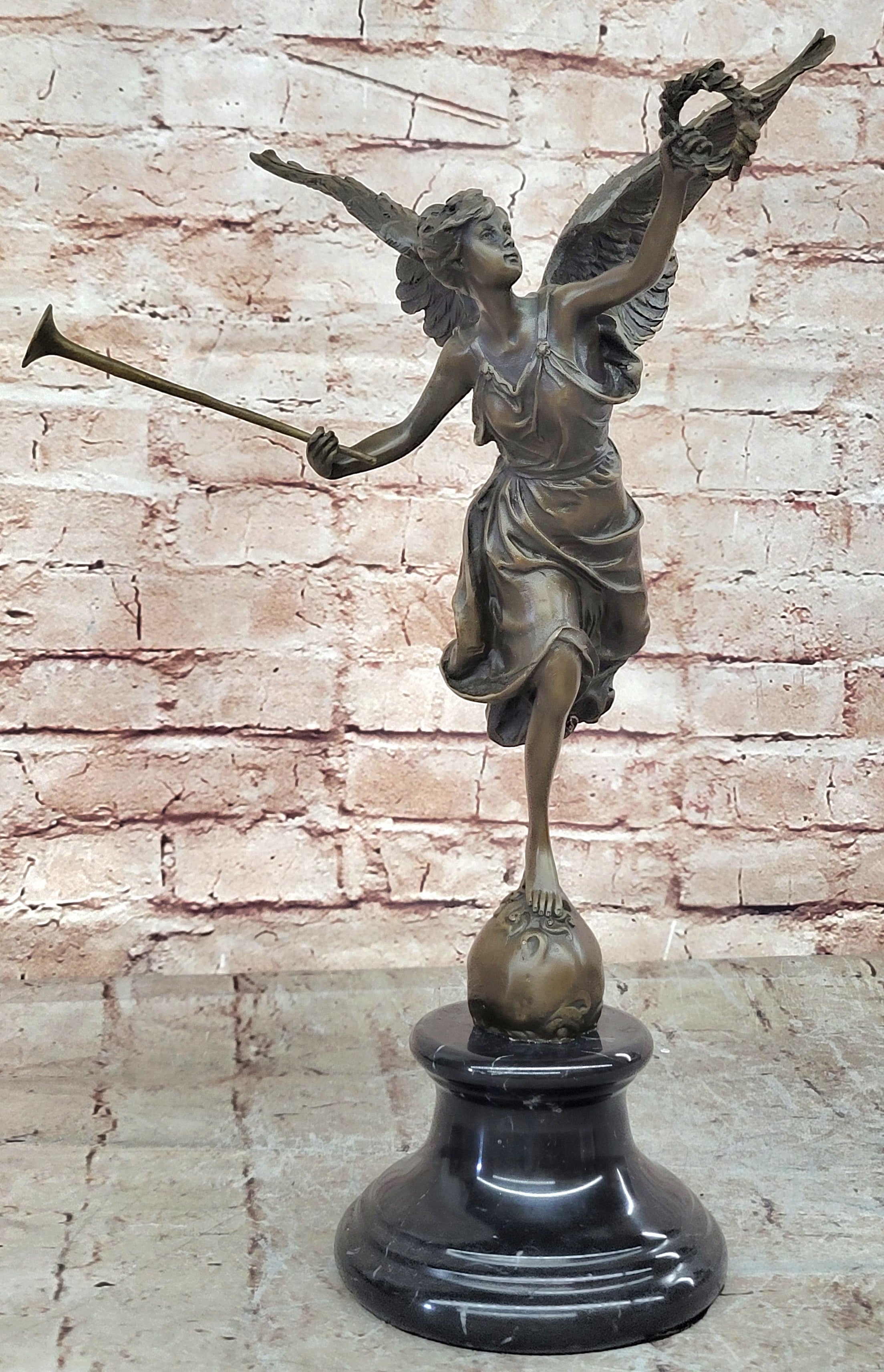 Fame Detroit Institute of Arts Museum Xmas Angel Genuine solid Bronze Figurine