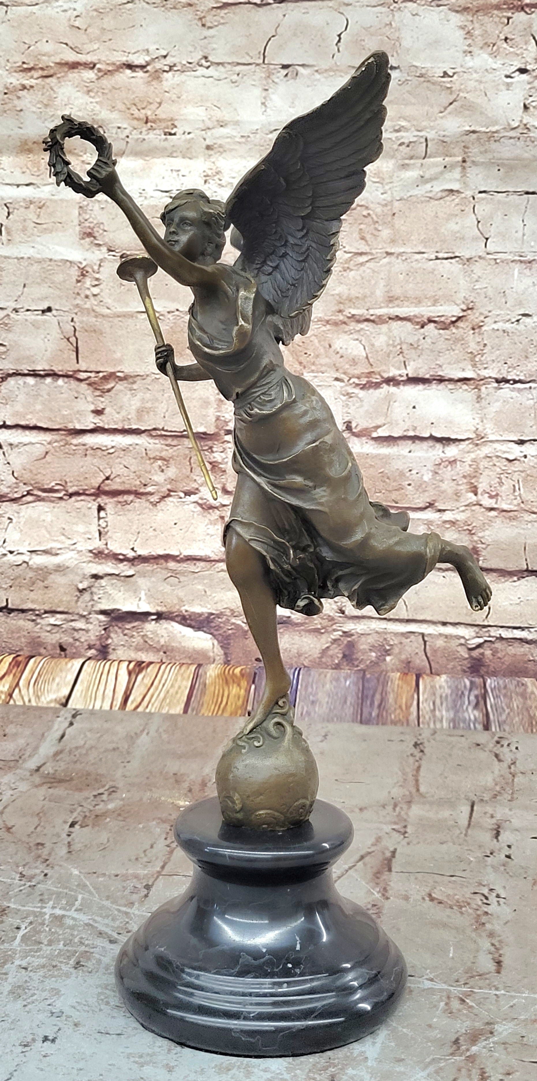 Fame Detroit Institute of Arts Museum Xmas Angel Genuine solid Bronze Figurine