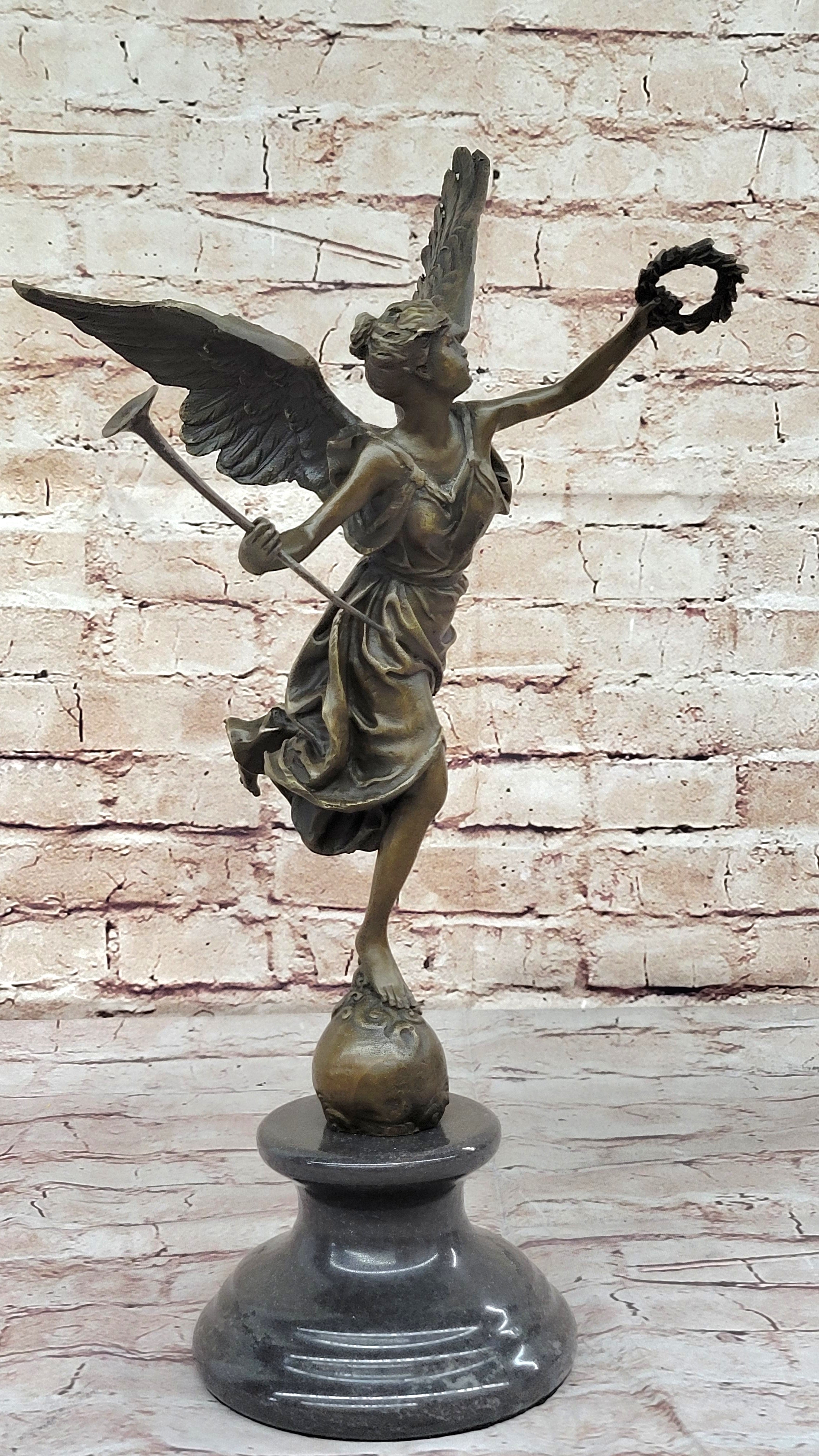 Fame Detroit Institute of Arts Museum Xmas Angel Genuine solid Bronze Figurine