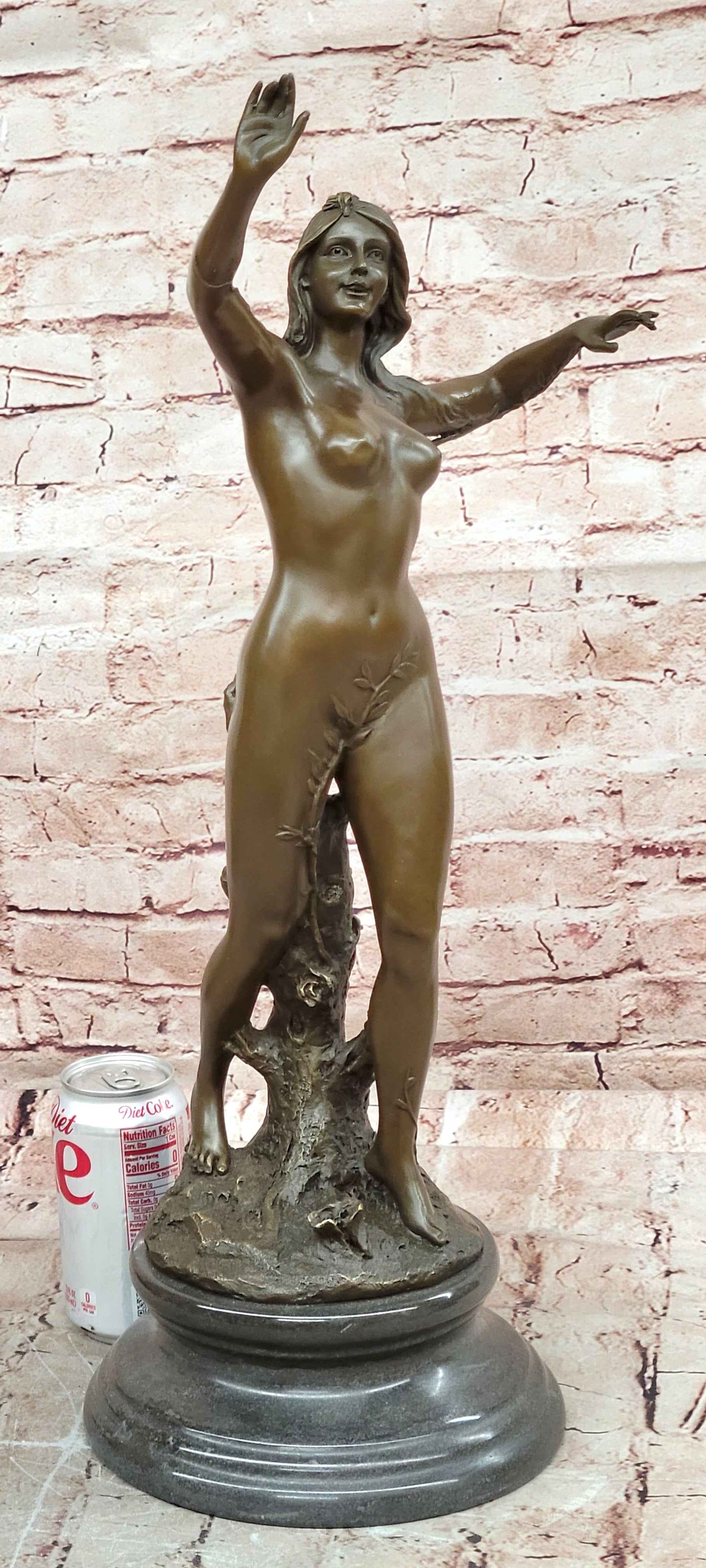 Cesaro Signed Venus Bronze Statue Sculpture Goddess of Love Figurine Hot Cast