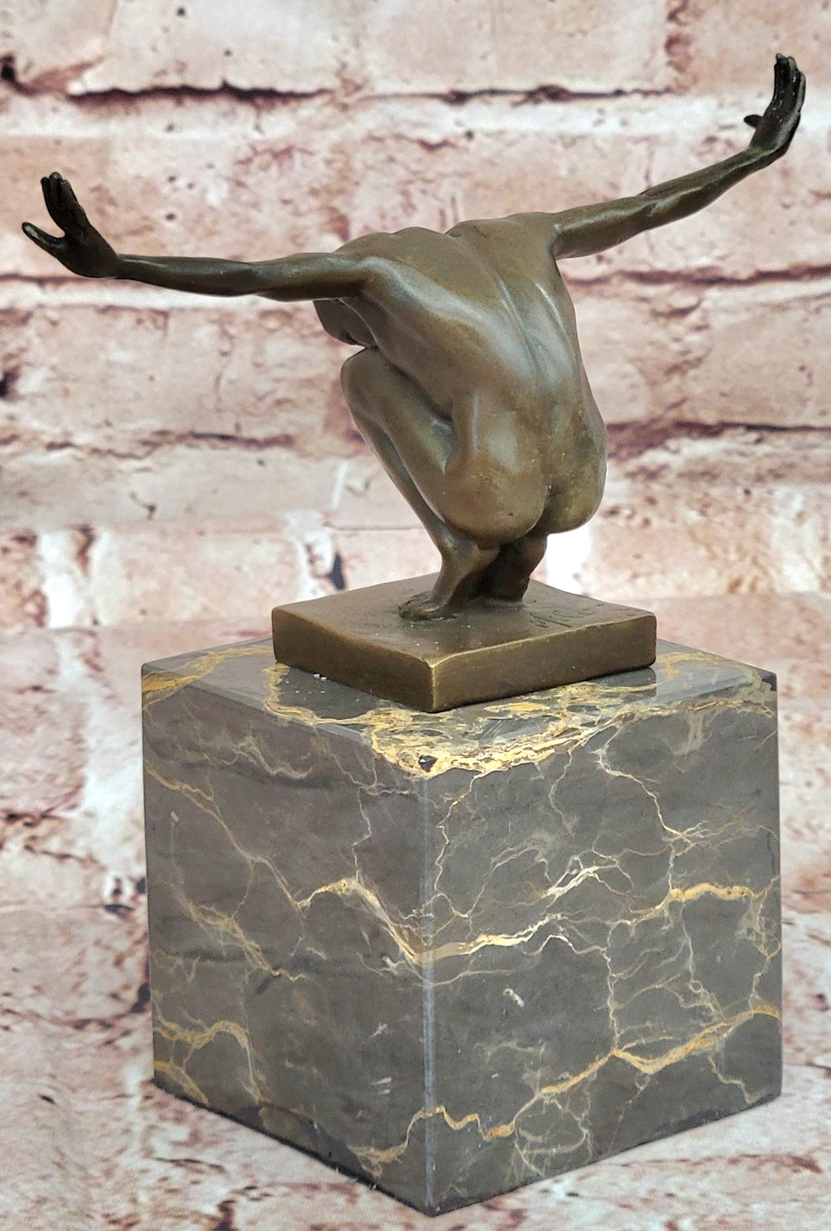 Milo`s Striking Bronze Sculpture: The Athlete, a Testament to Male Athleticism