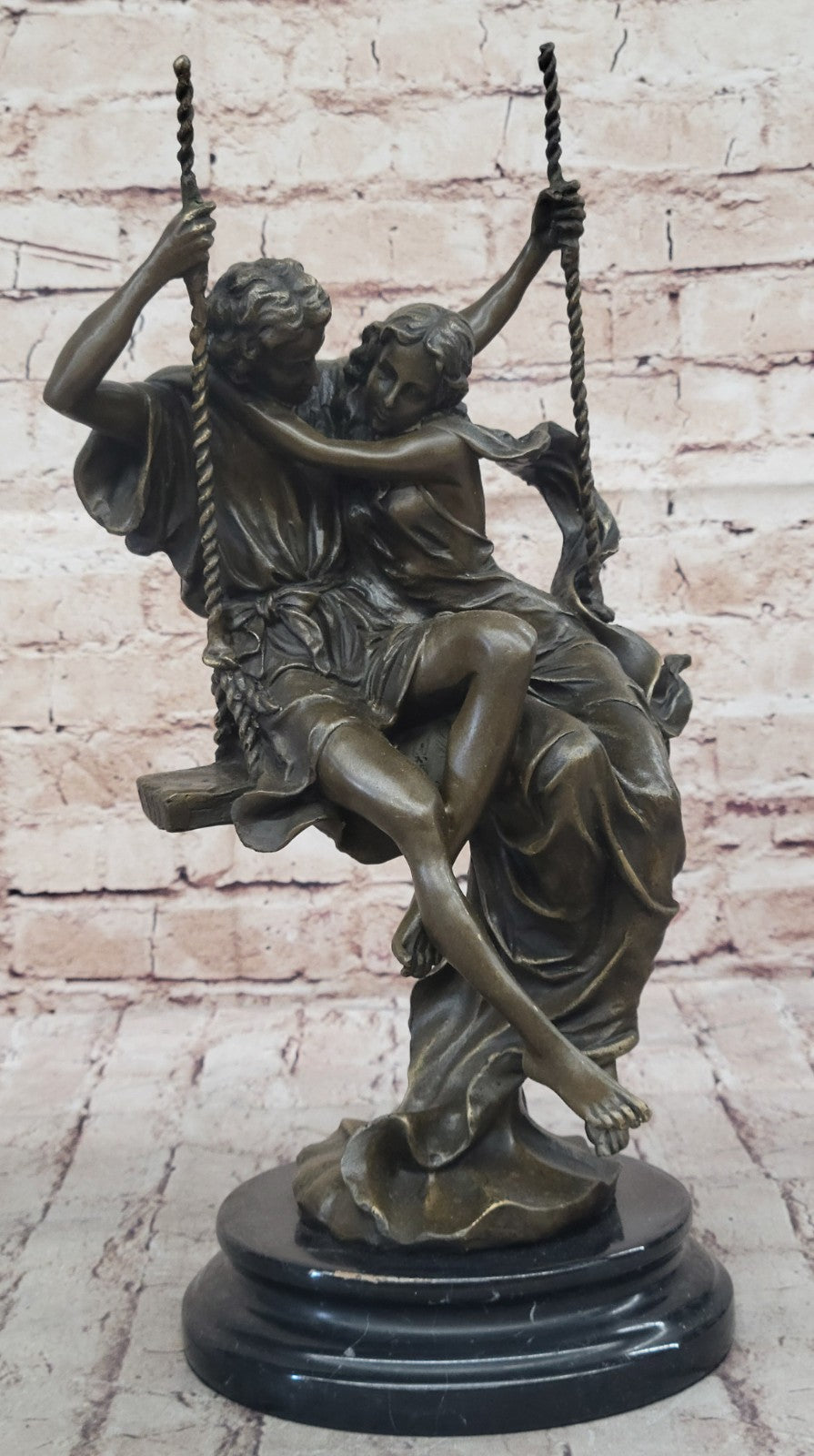 BRONZE COUPLE SITTING ON SWING SCULPTURE HOME OFFICE DECORATION DECOR GIFT
