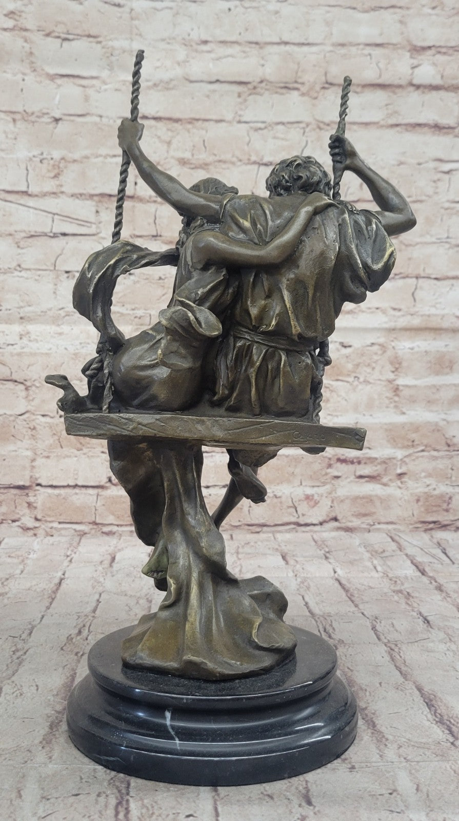 BRONZE COUPLE SITTING ON SWING SCULPTURE HOME OFFICE DECORATION DECOR GIFT