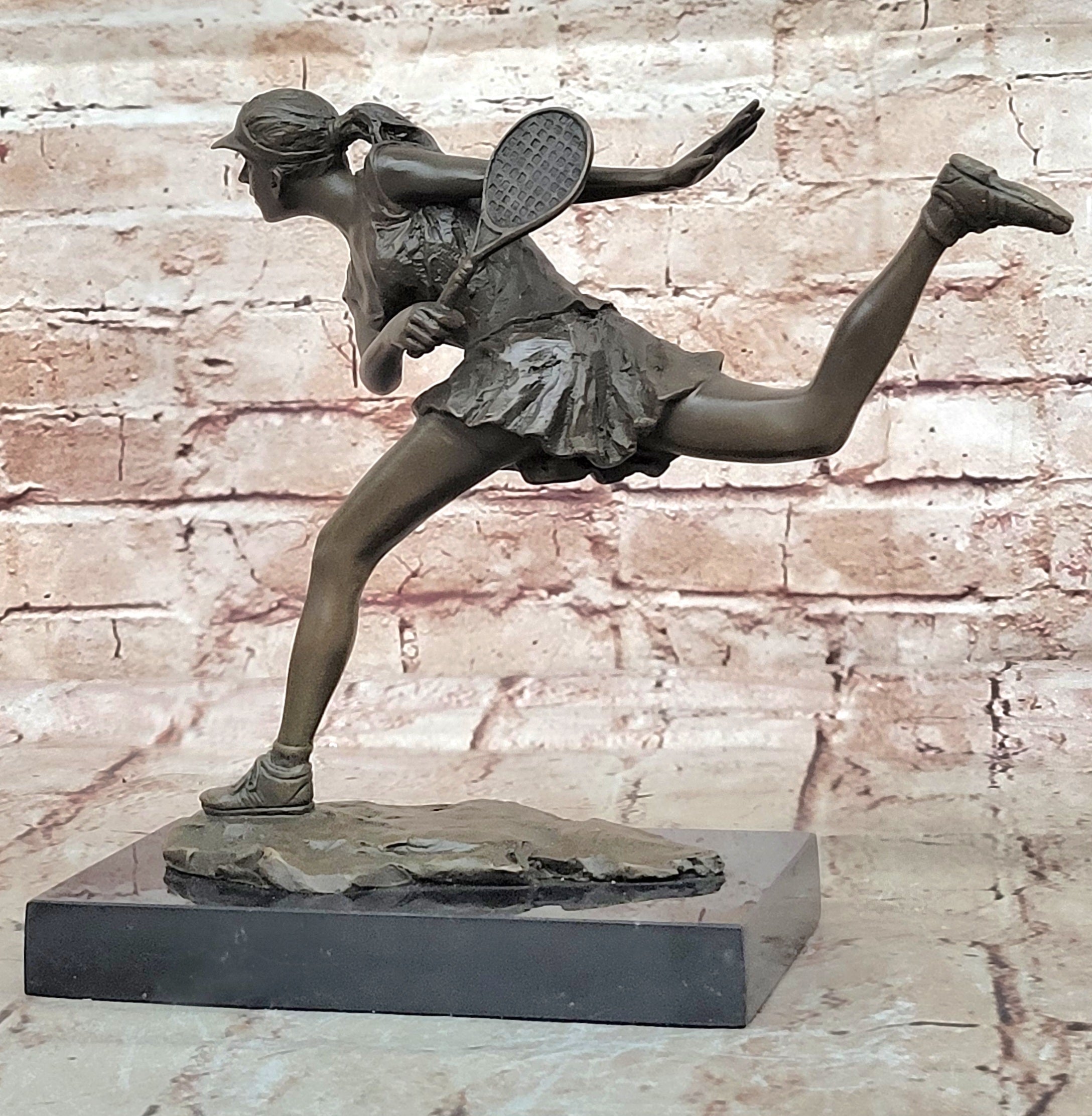 Bronze Trophy Sport Memorabilia Collectible Girl Tennis Player Bronze Sculpture