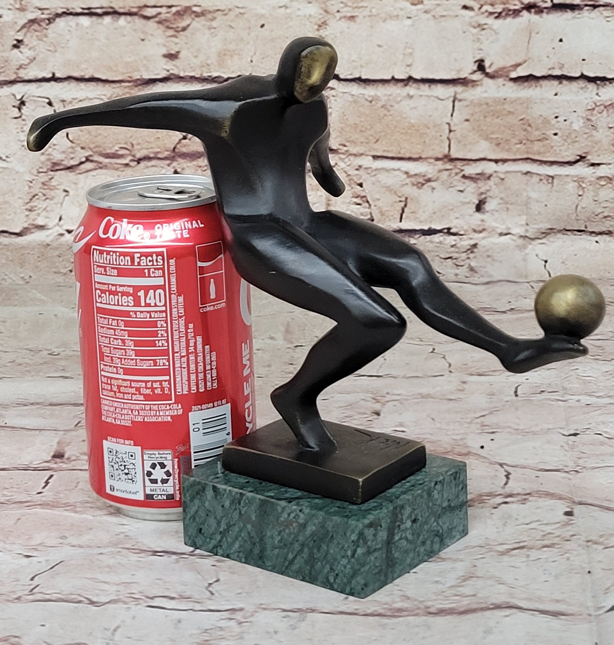 100% Real Bronze Hand Made Modern Art Trophy Soccer Player Sculpture Figurine