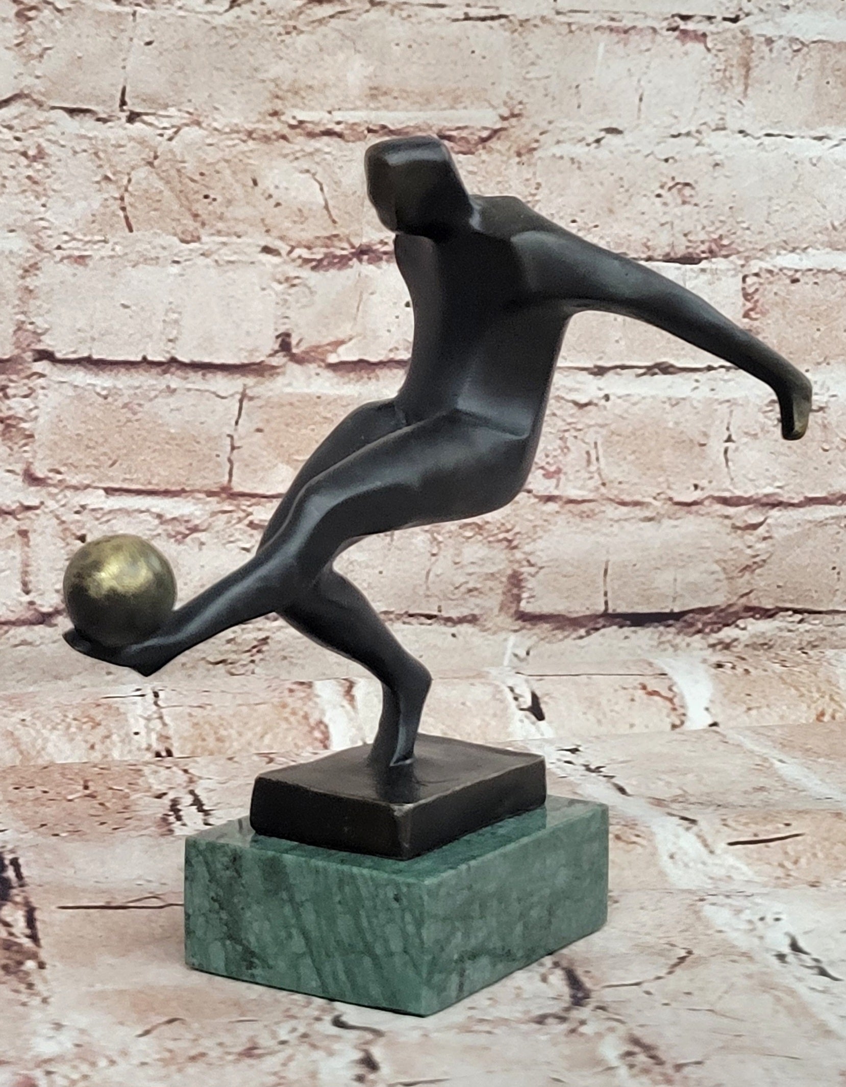 100% Real Bronze Hand Made Modern Art Trophy Soccer Player Sculpture Figurine