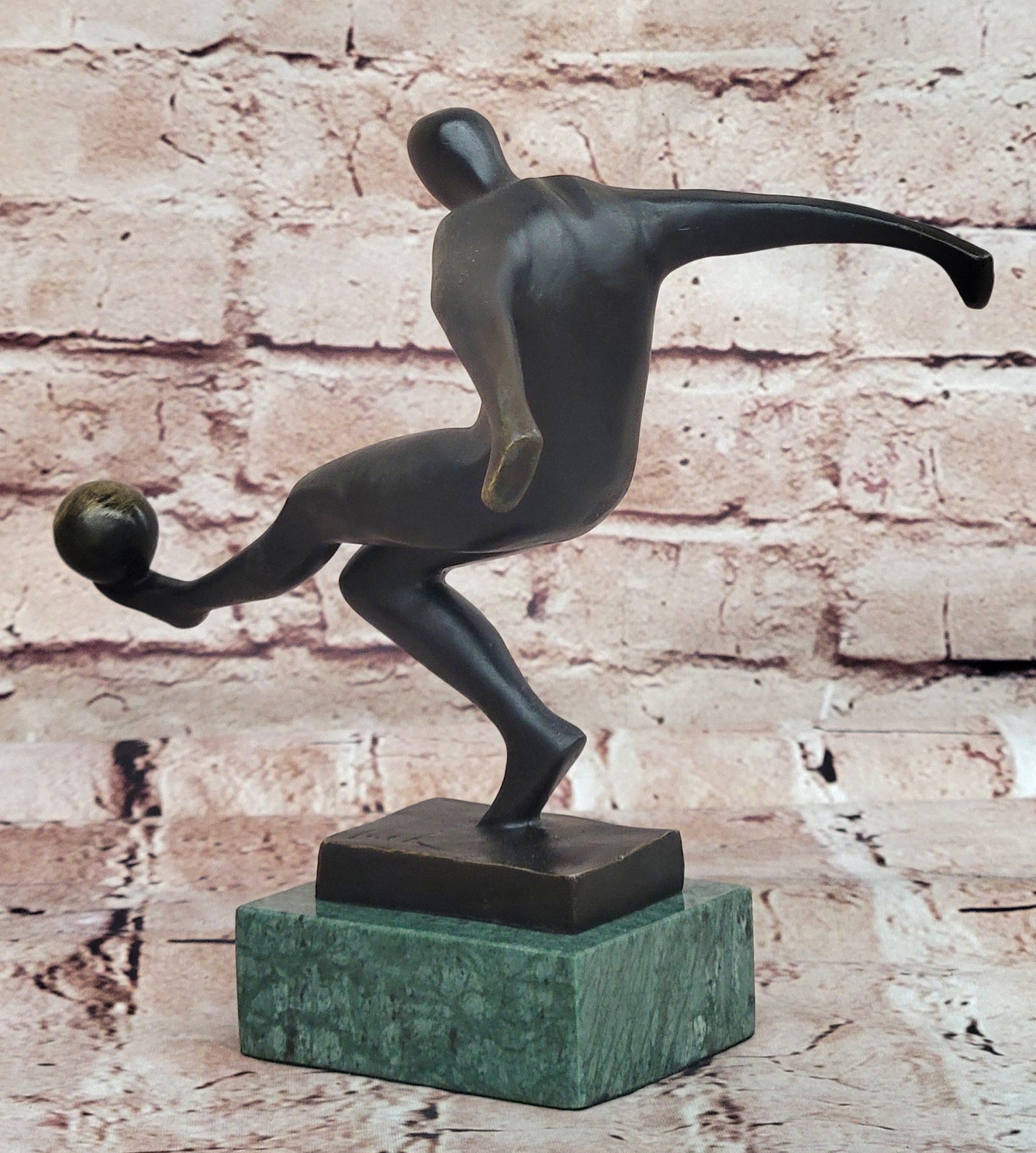 100% Real Bronze Hand Made Modern Art Trophy Soccer Player Sculpture Figurine